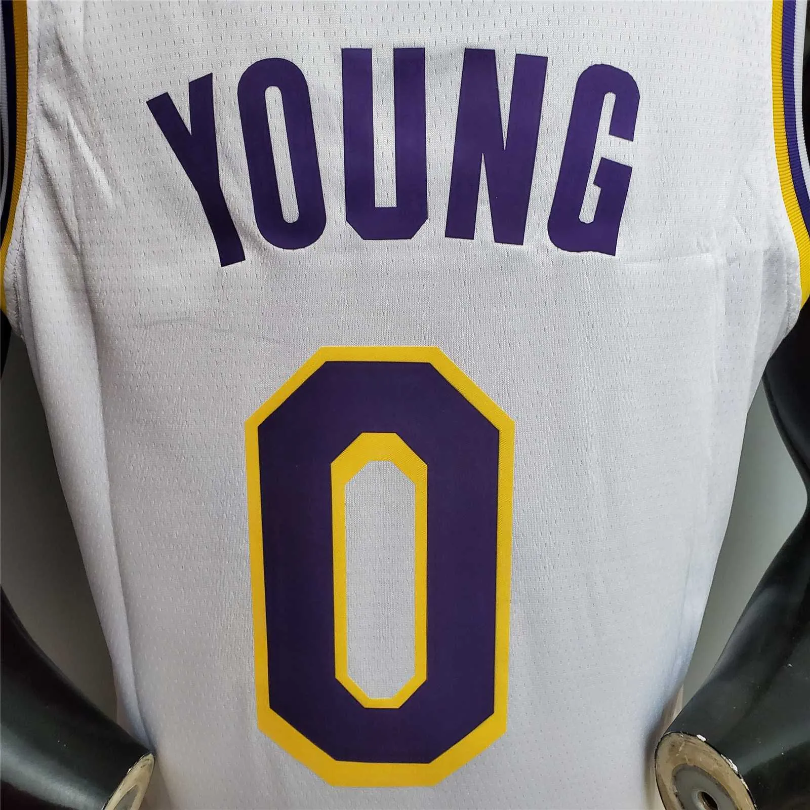 YOUNG #0 Lakers white 6