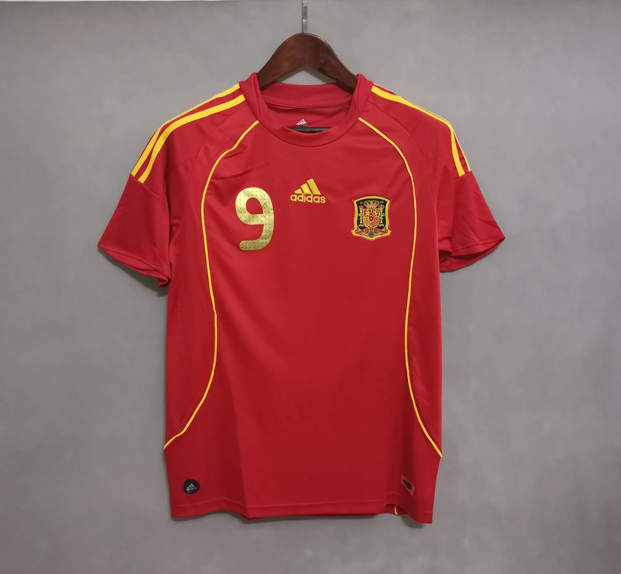 2008 Spain home 10