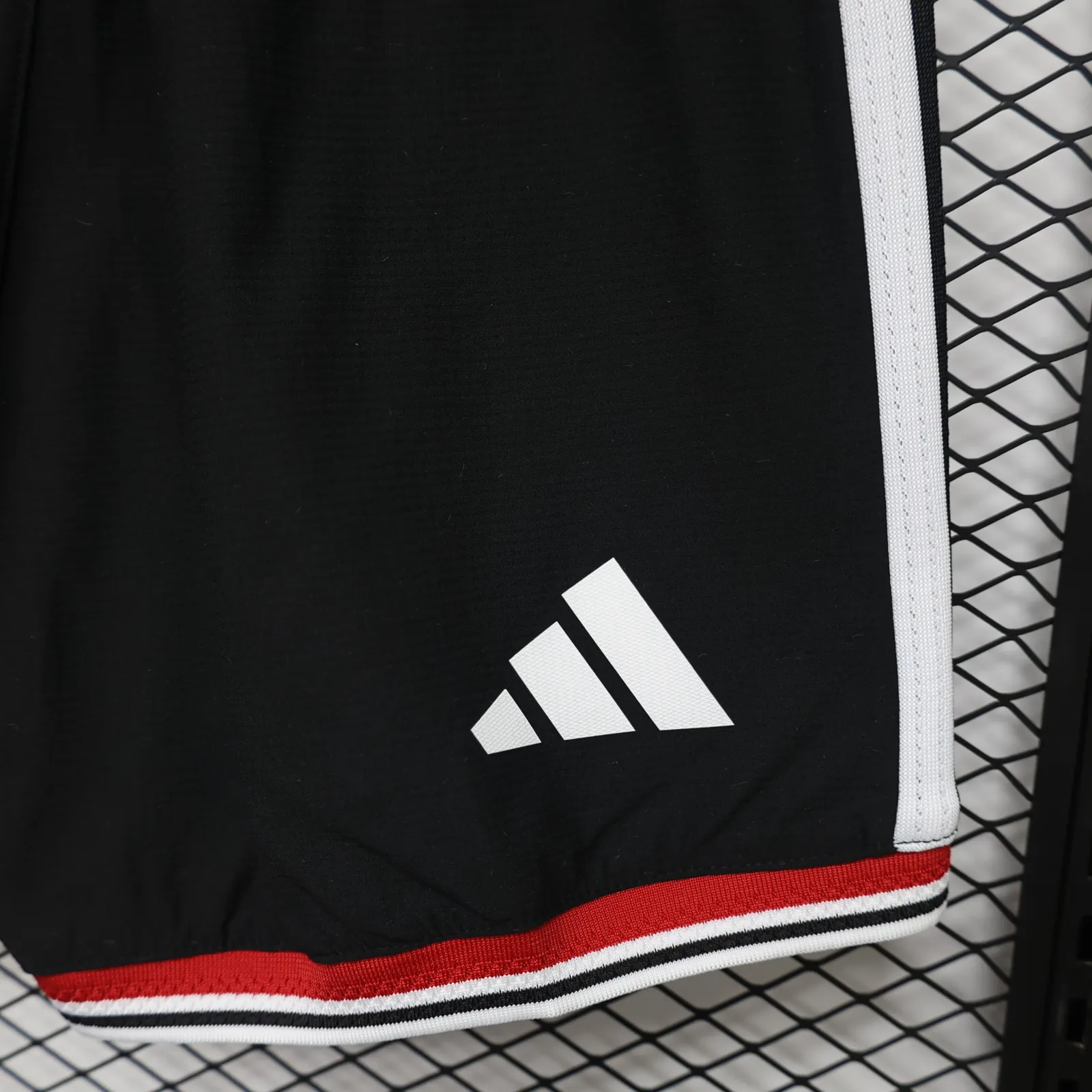 26-27 Manchester United Mens Away Player Version Shorts AAAAJersey Supply Yupoo 5 5