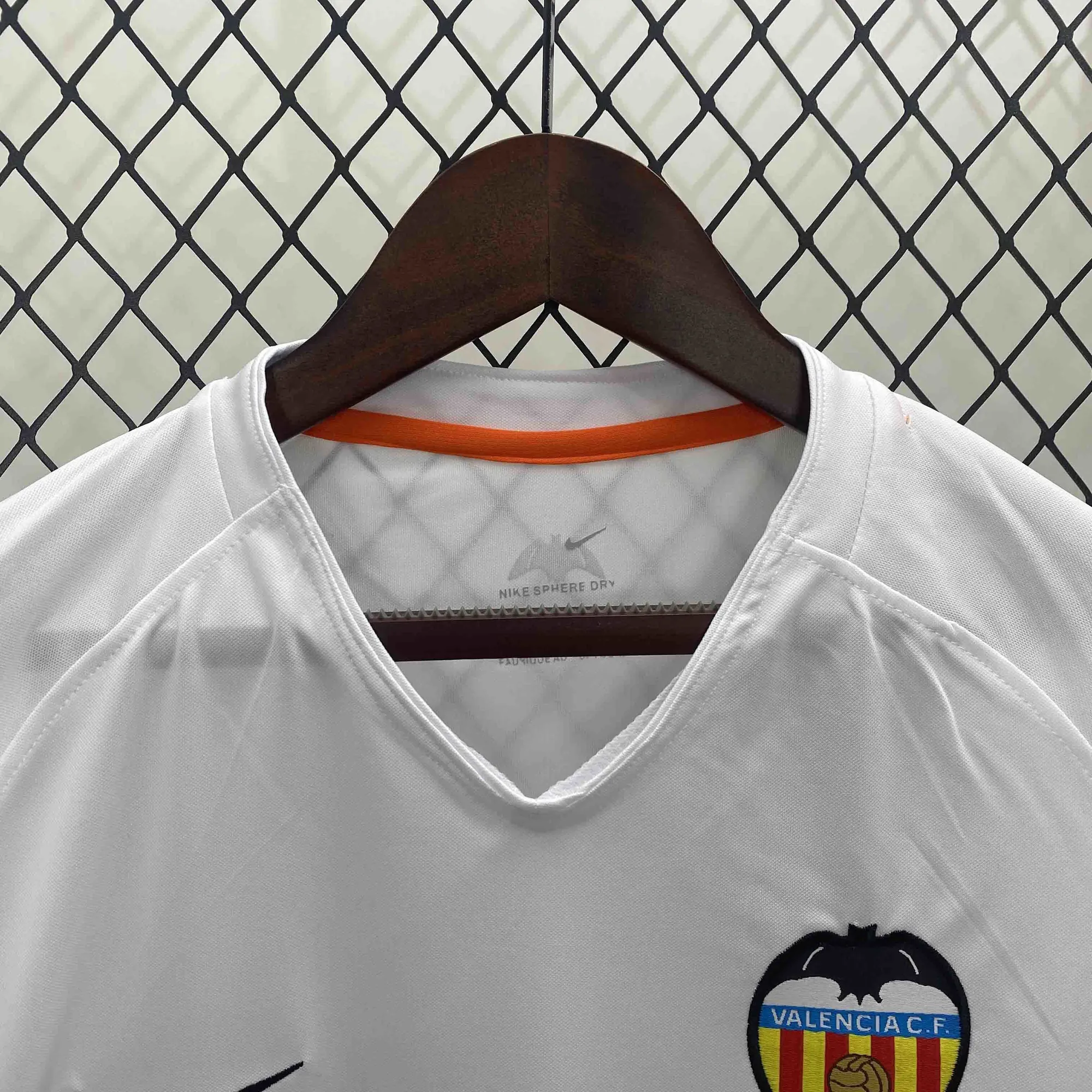 06-07 Valencia Home Retro Kit Vintage Shirt AAAAJersey Supplier Yupoo 1
