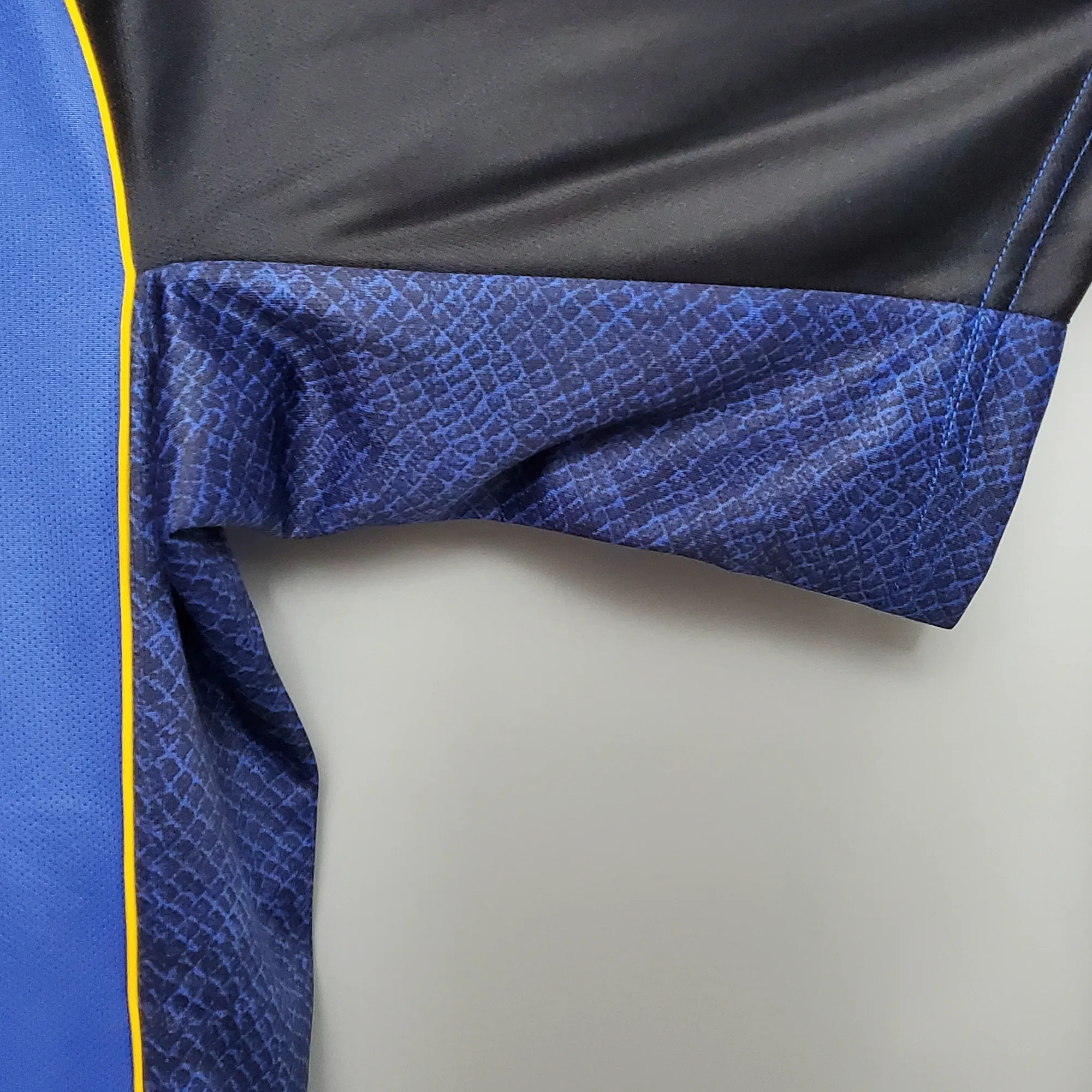 01-02 Inter Milan home 5