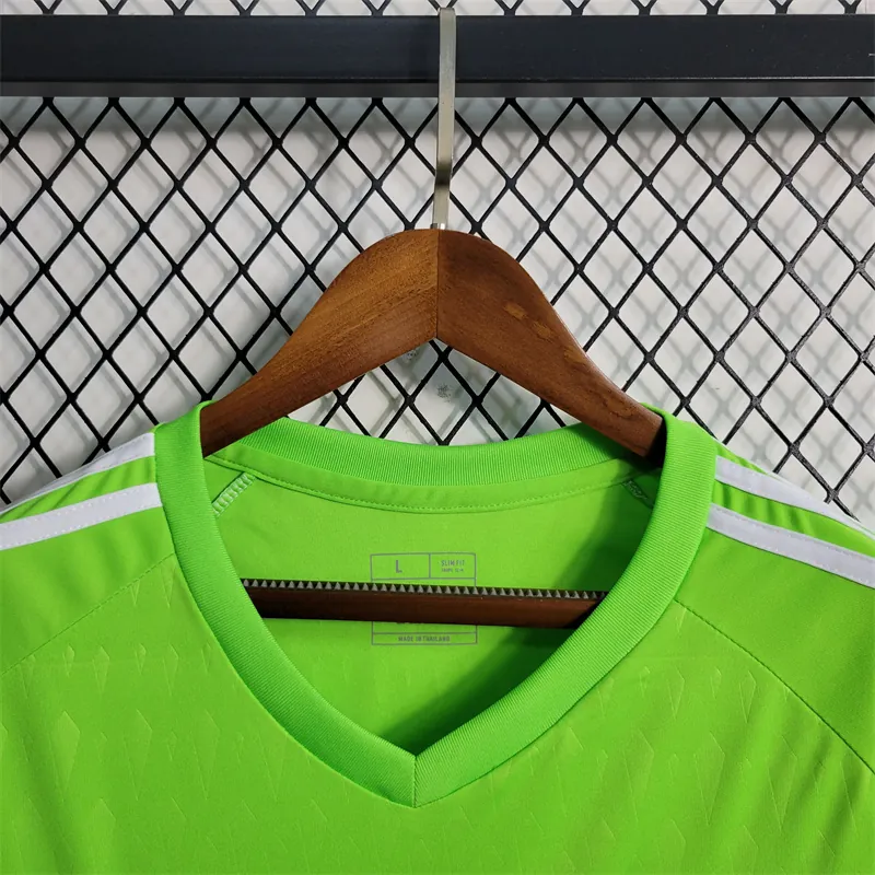 23-24 Manchester United goalkeeper green size S-XXL Soccer Jersey 7