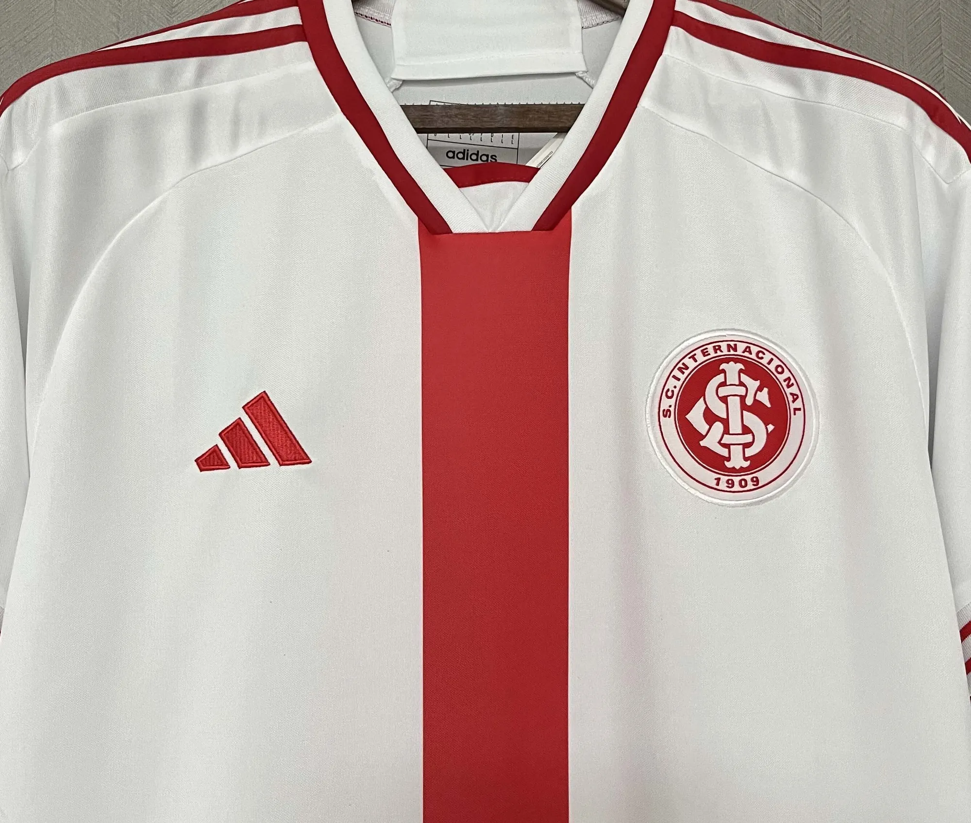 24-25 Internacional Away Kit Soccer Shirt AAAAJersey Supplier Yupoo 1