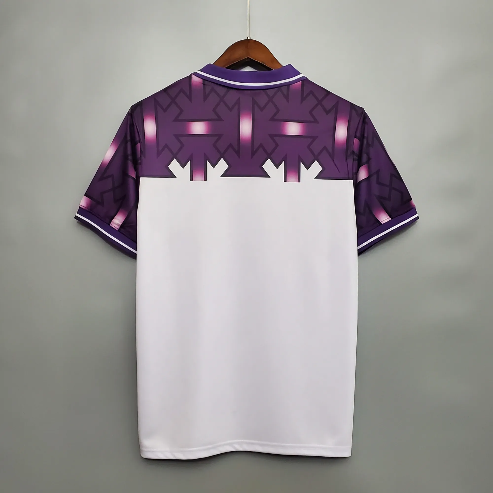 92-93 Fiorentina away 9