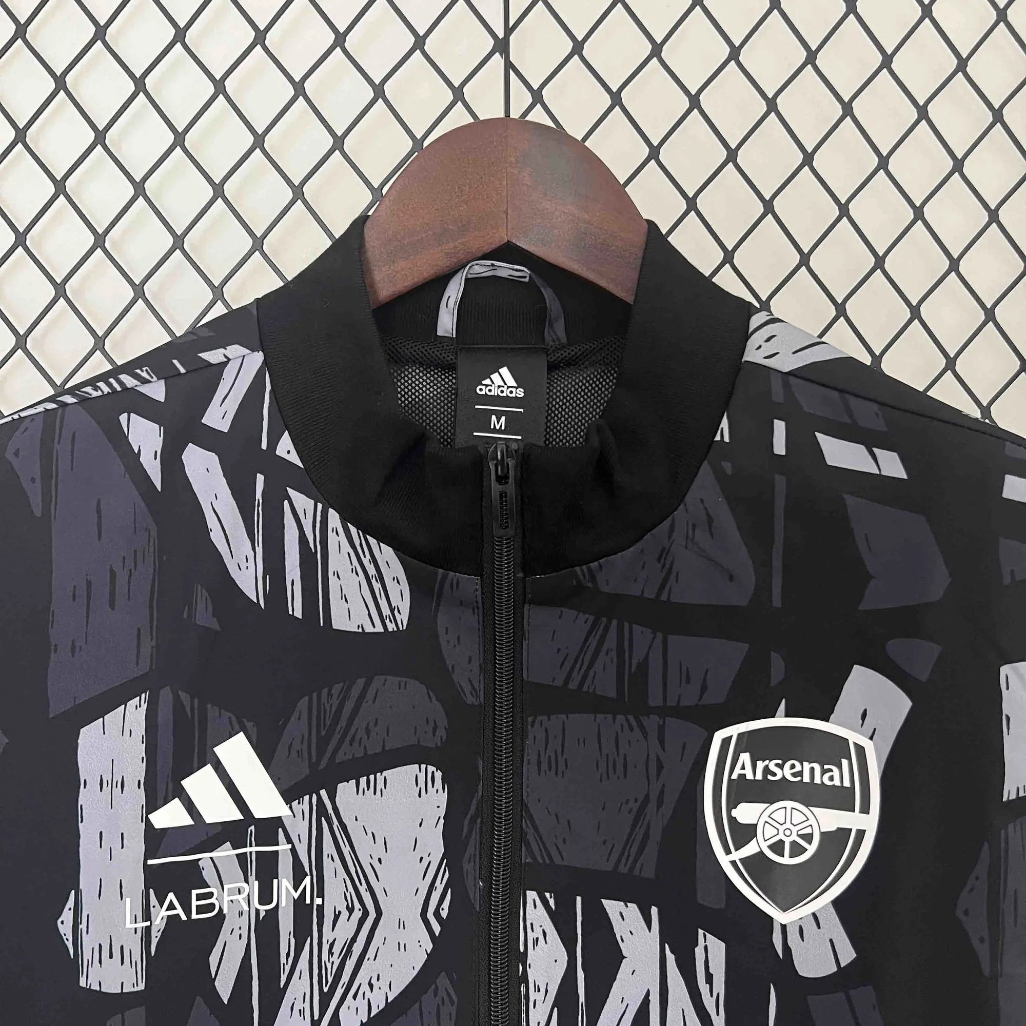 24-25 Arsenal Trench Coat Reversible Windbreaker Double-Sides Jacket AAAAJersey Supplier Yupoo 3
