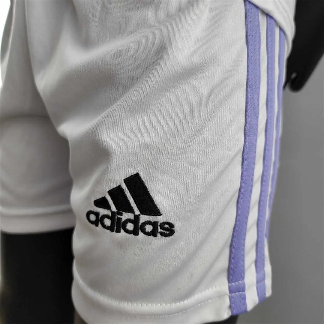 22-23 Real Madrid home kids kit 5