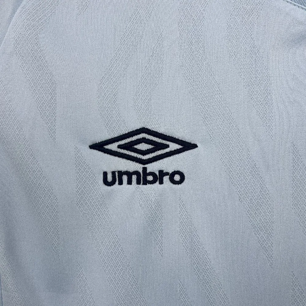 25-26 Gremio Woman Away Kit Football T-Shirt AAAAJersey Supply Yupoo 1