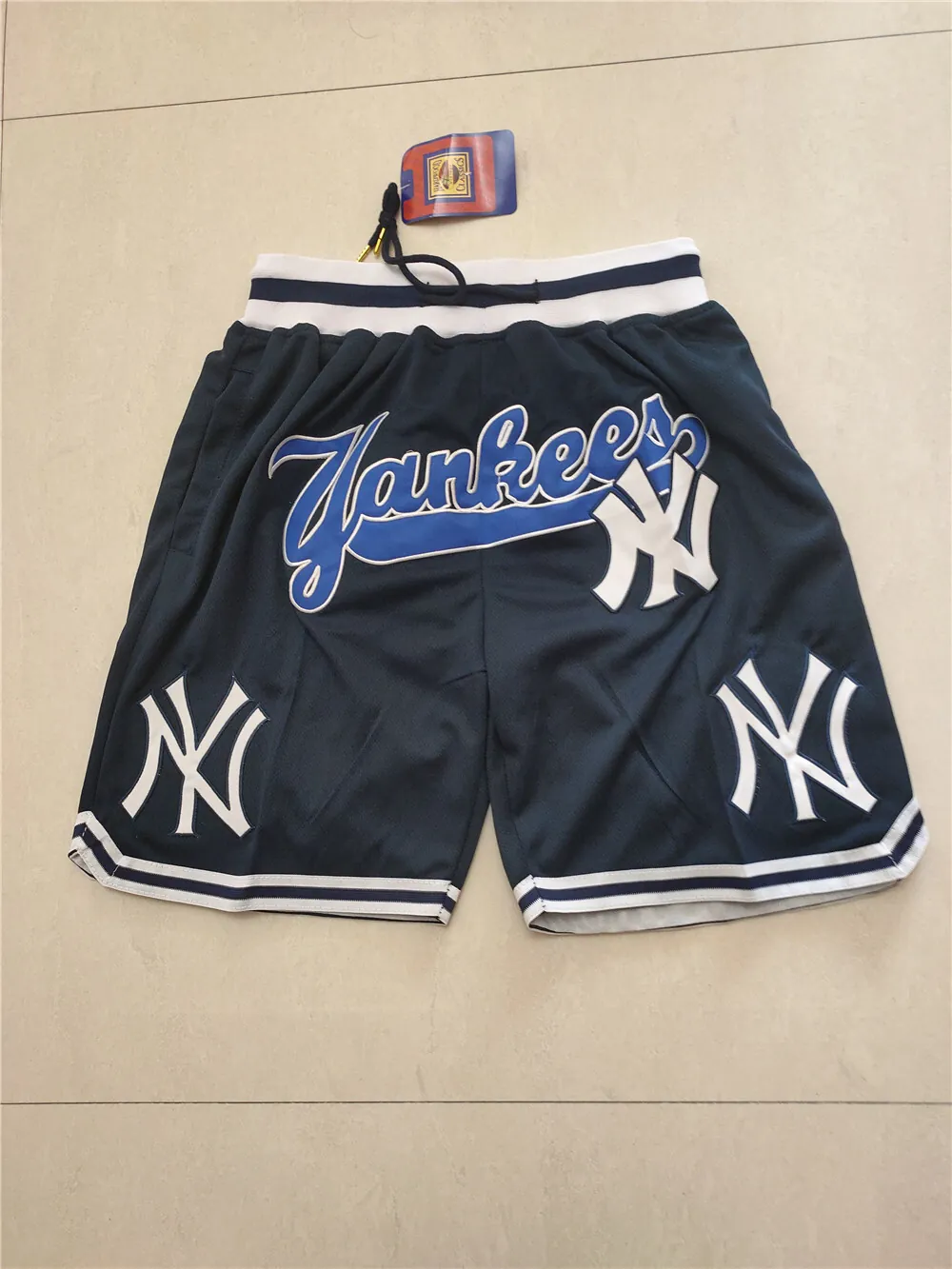 MLB Shorts 37