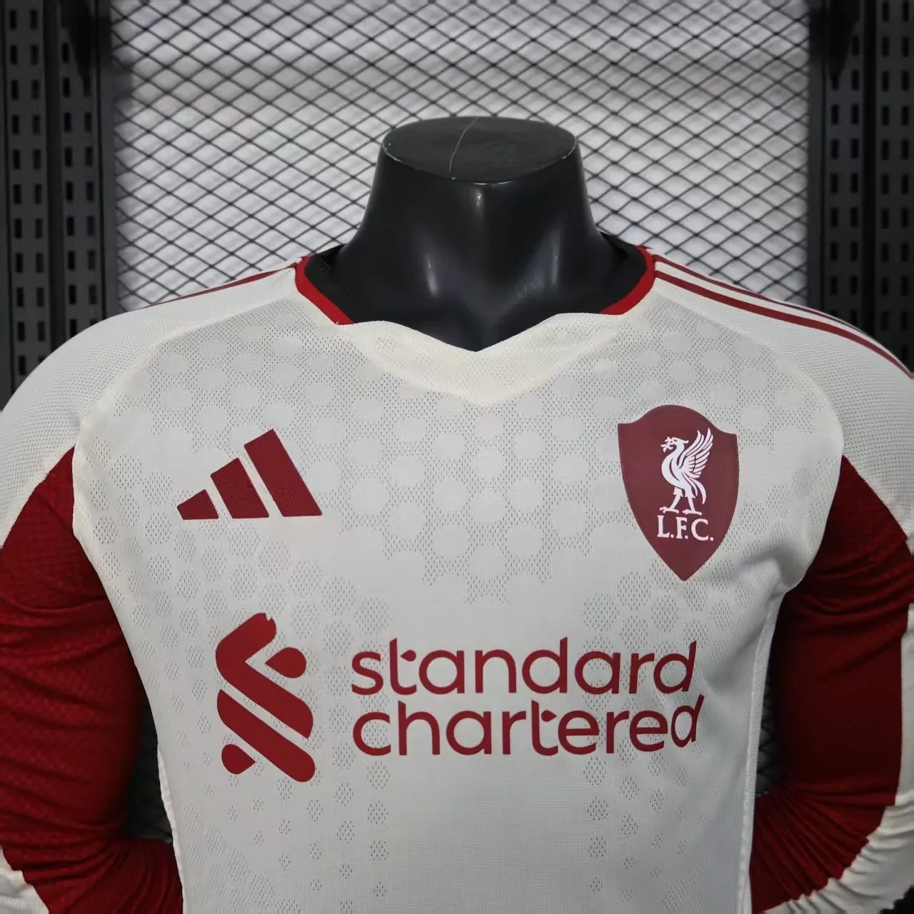 25-26 Liverpool Away Kit Player Version Long Sleeve Shirt Football Sports AAAAJersey Supplier Yupoo 1
