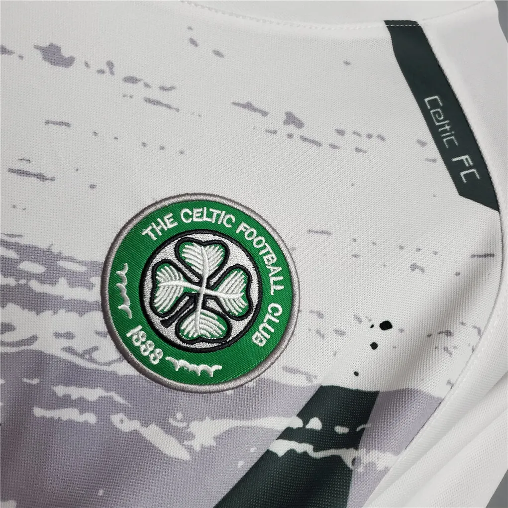 07-08 Celtic away white 7