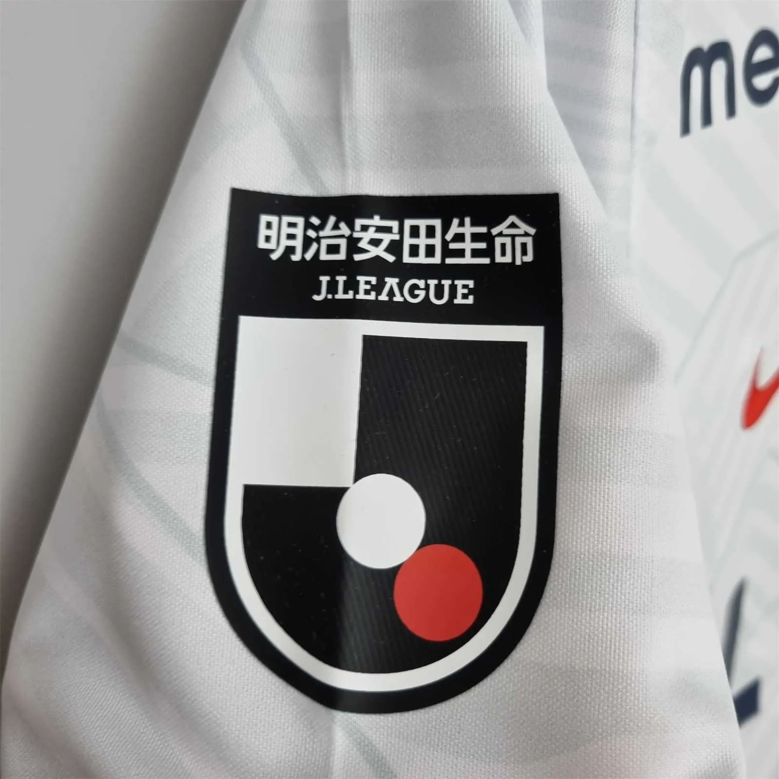 22-23 Kashima Antlers away 8