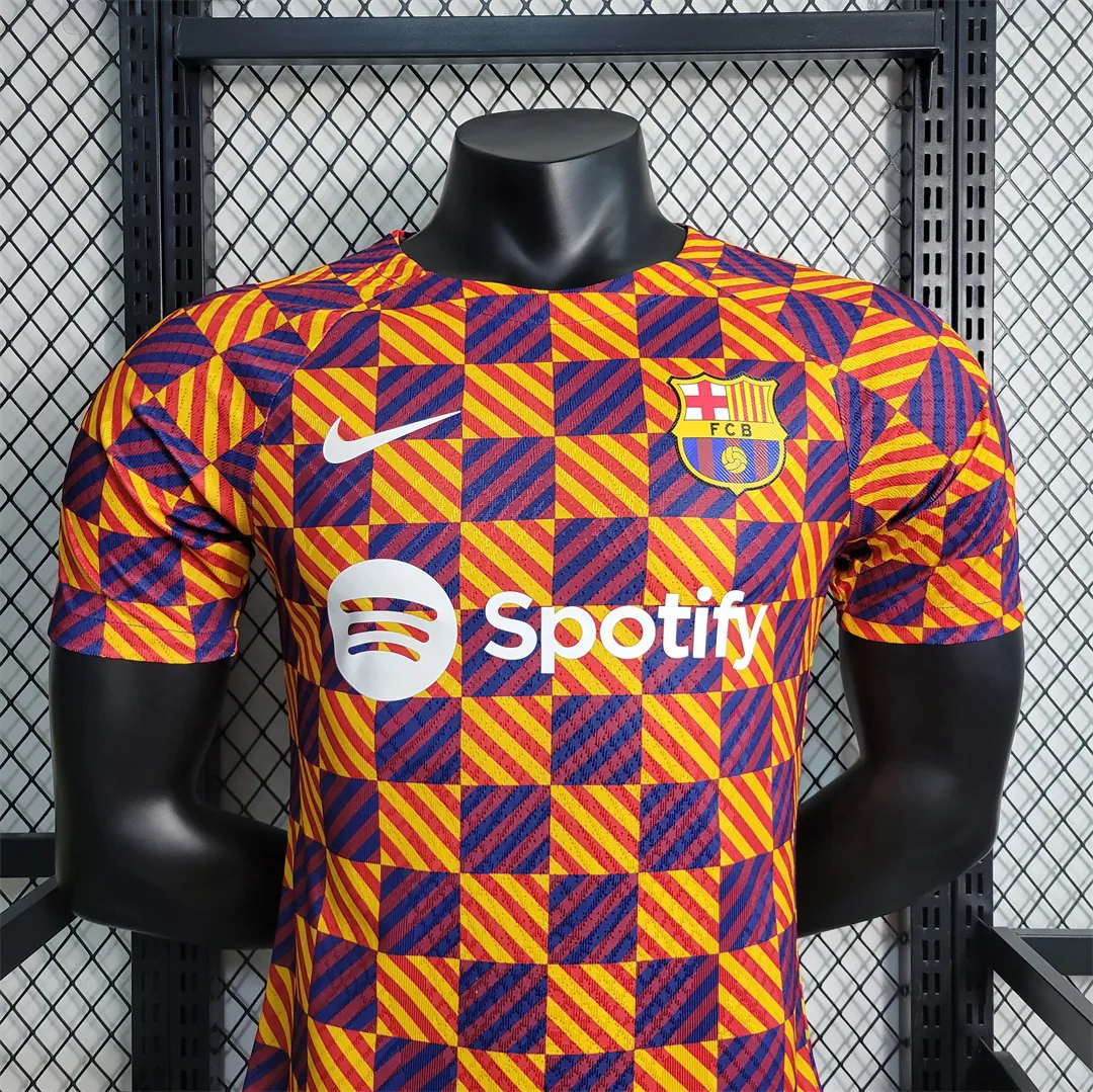 23-24 Barcelona Training player version 6