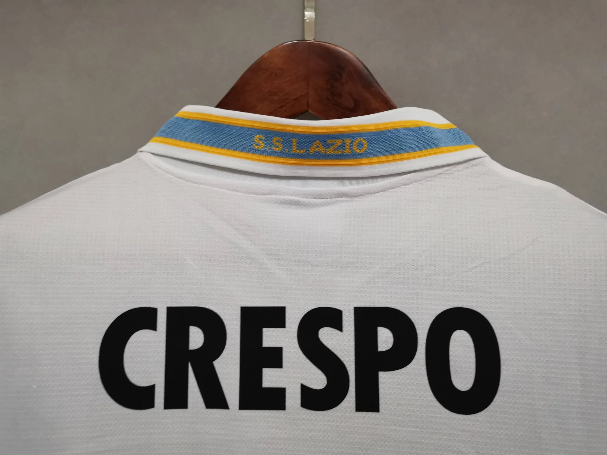 00-01 Lazio away 4