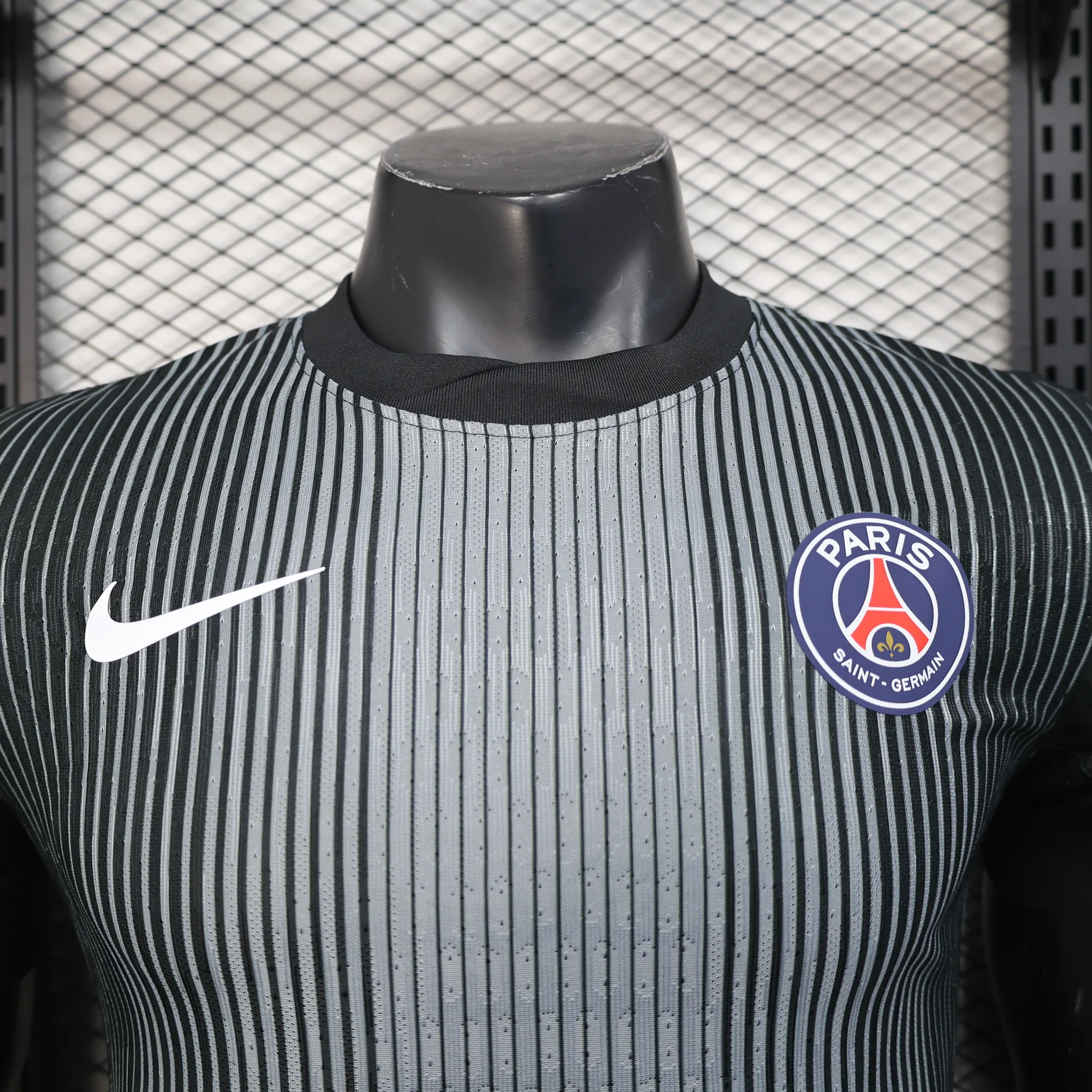 25-26 PSG Black Goalkeeper Kit Player Version Shirt AAAAJersey Supply Yupoo 7