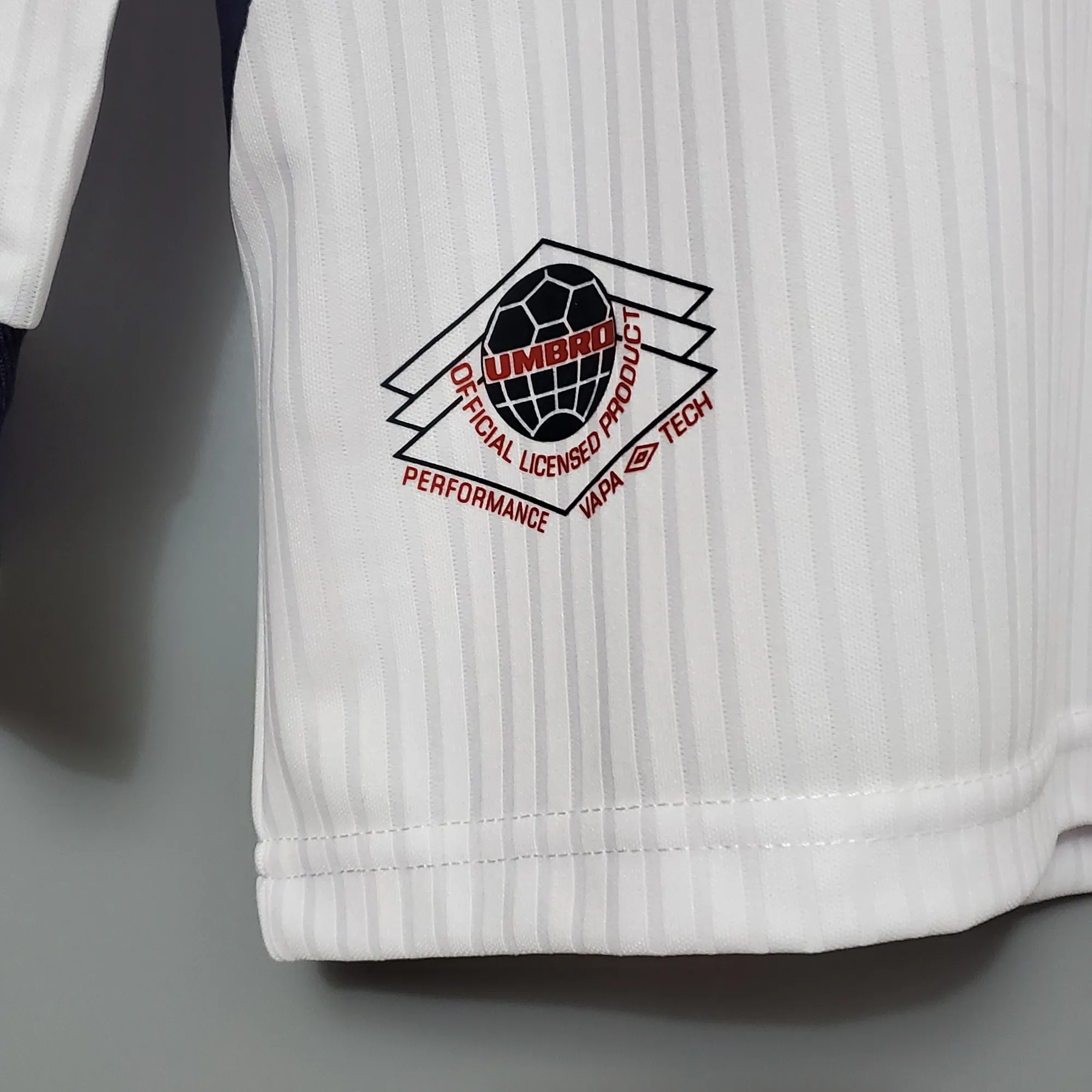 1998 England home long sleeve 11