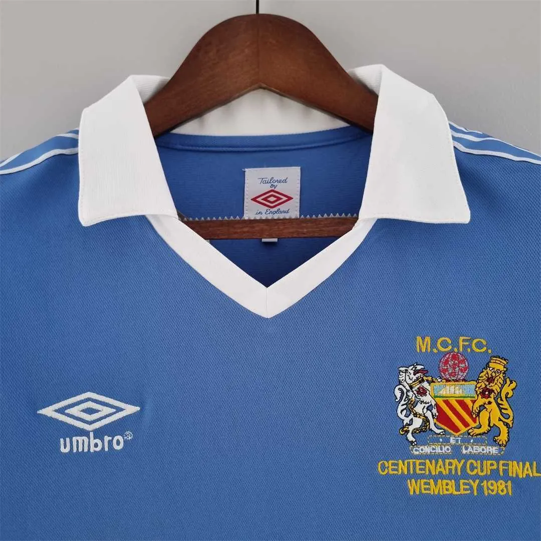 81-82 Manchester City home 4