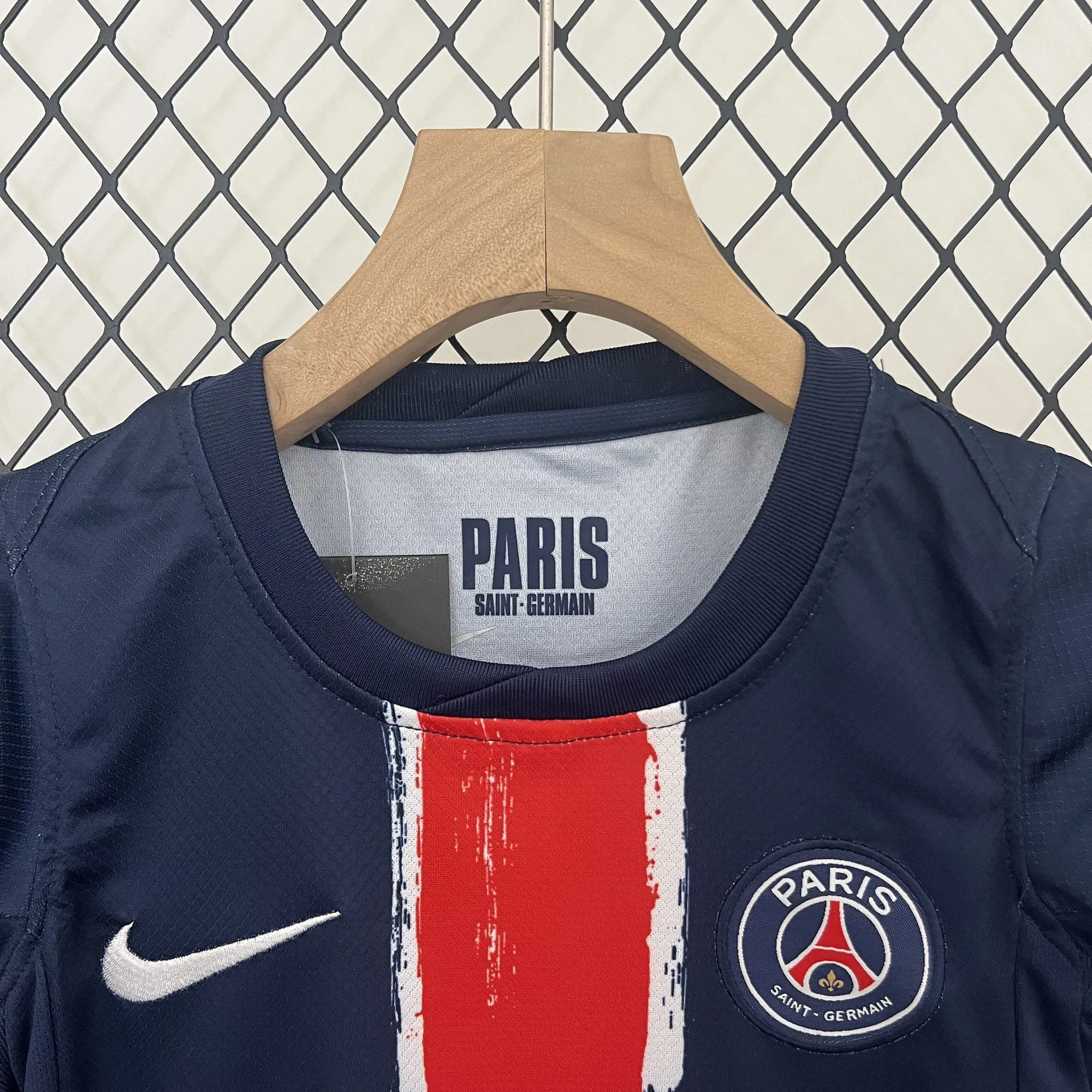 24-25 PSG Home Kid Kits Youth Apparels AAAAJersey Wholesale Yupoo 1