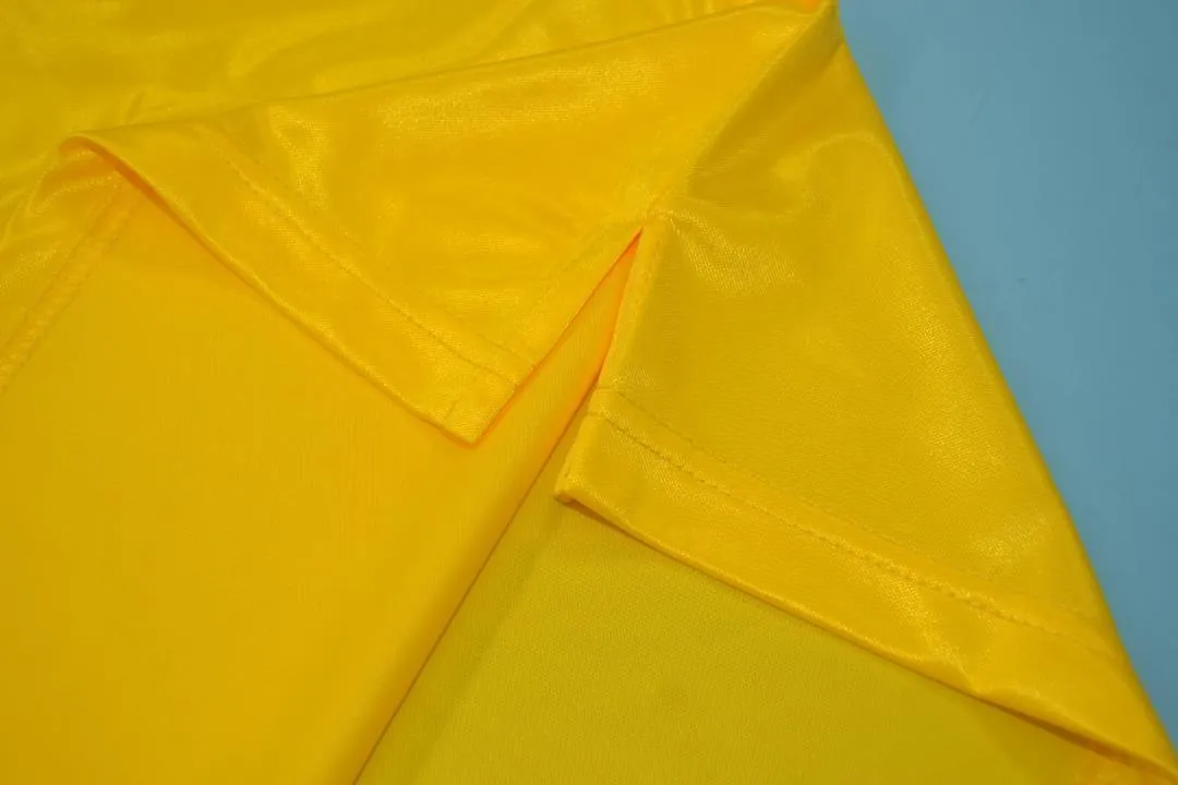 82-83 Tottenham Hotspur away yellow 1