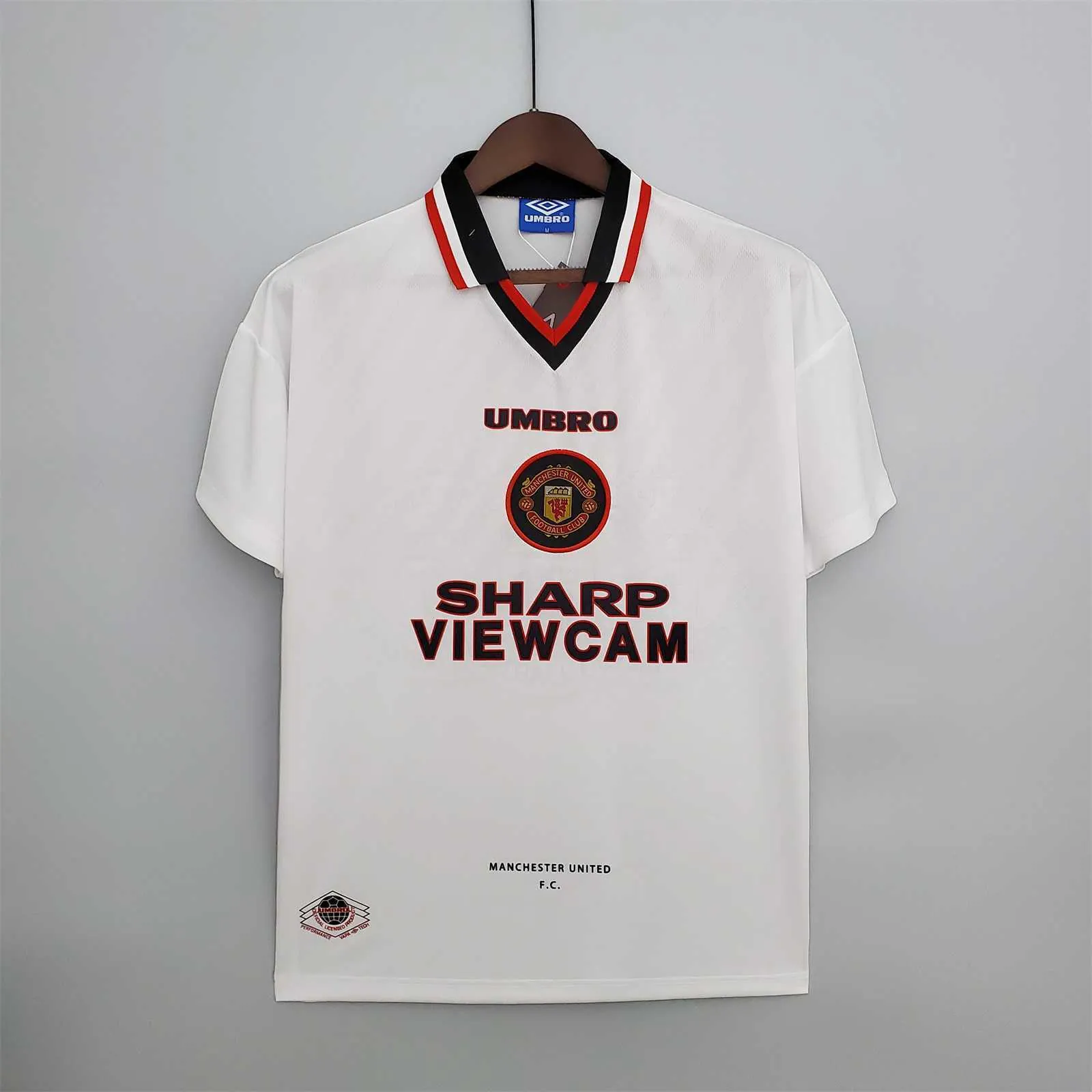 96-97 Manchester United away 8