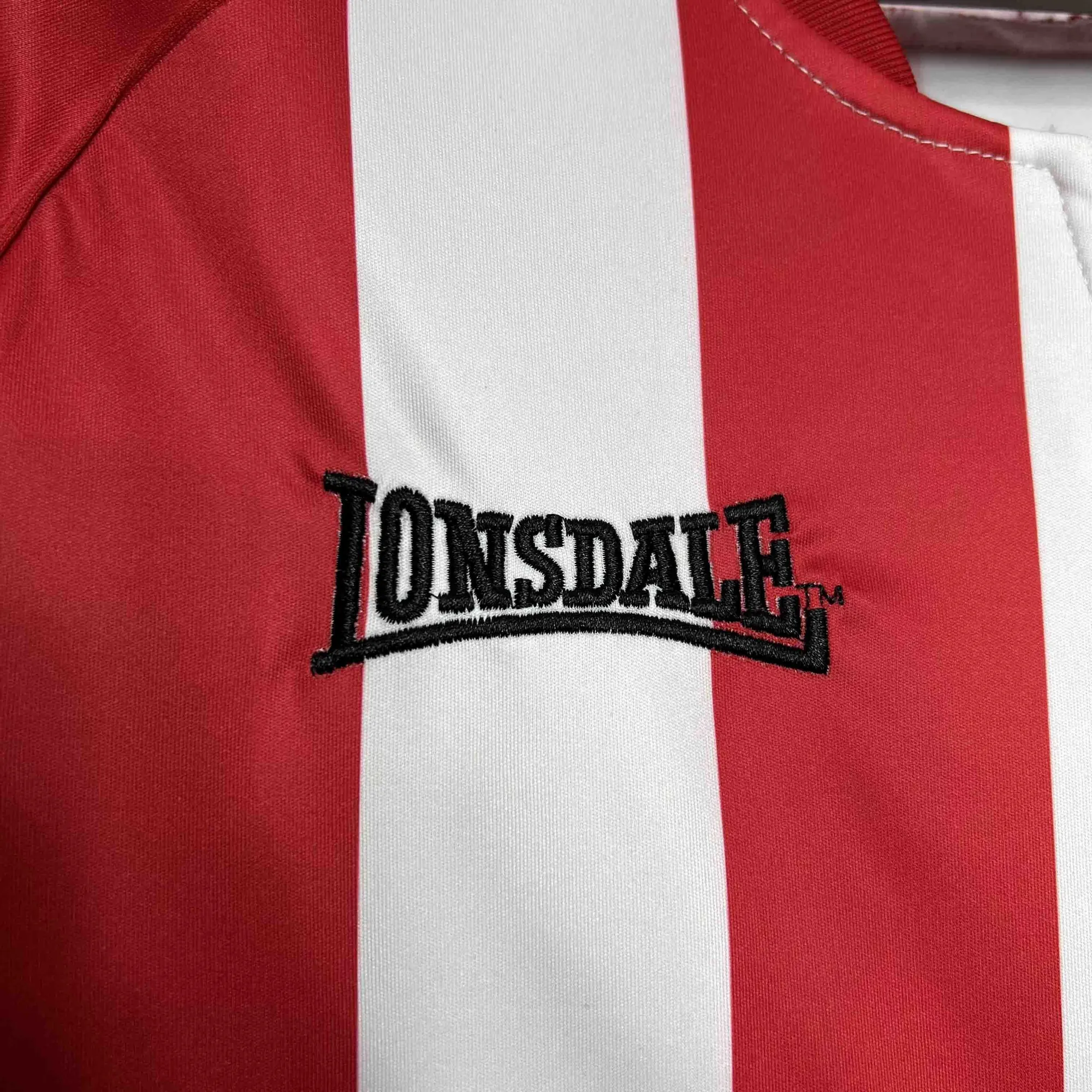 05-06 Sunderland Home Retro Kit Vintage Shirt AAAAJersey Wholesale Yupoo 3
