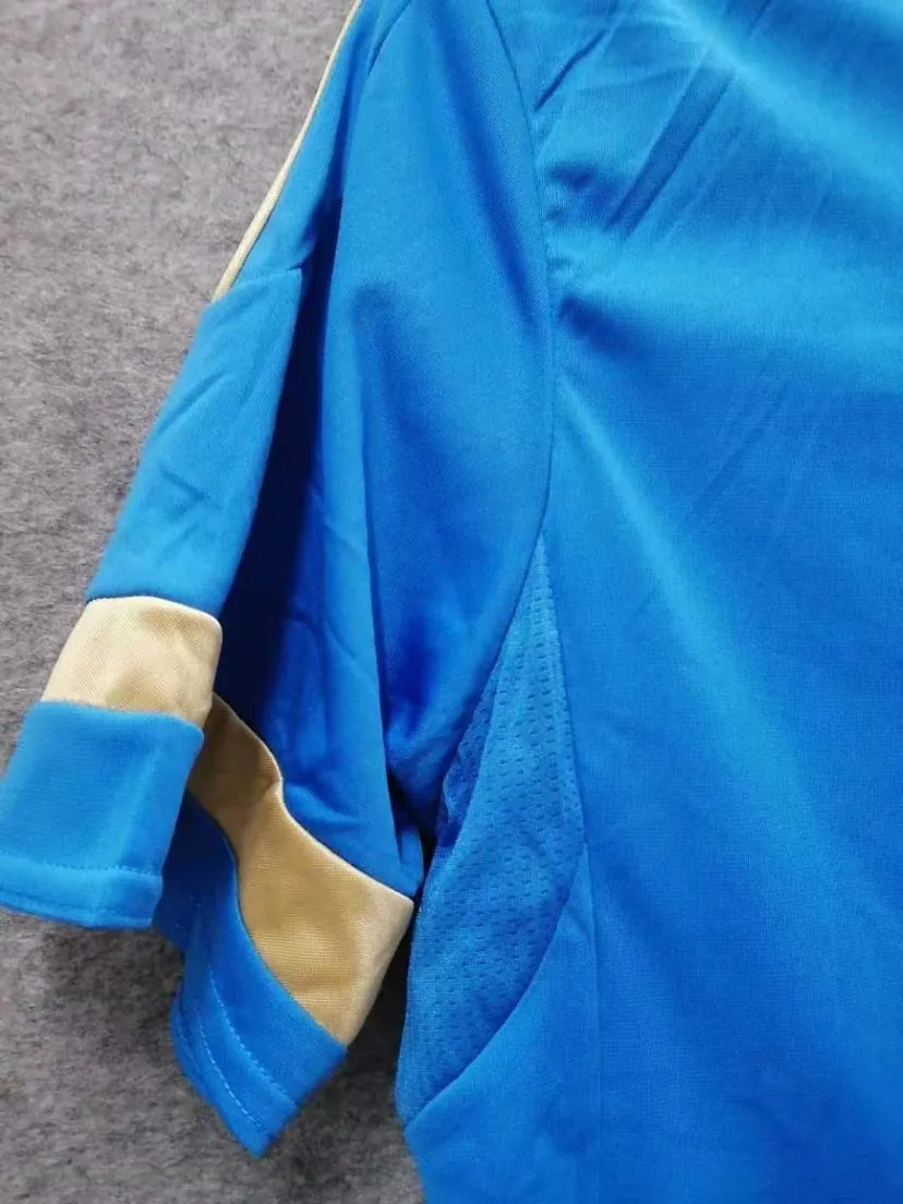 11-12 Marseille blue away 4