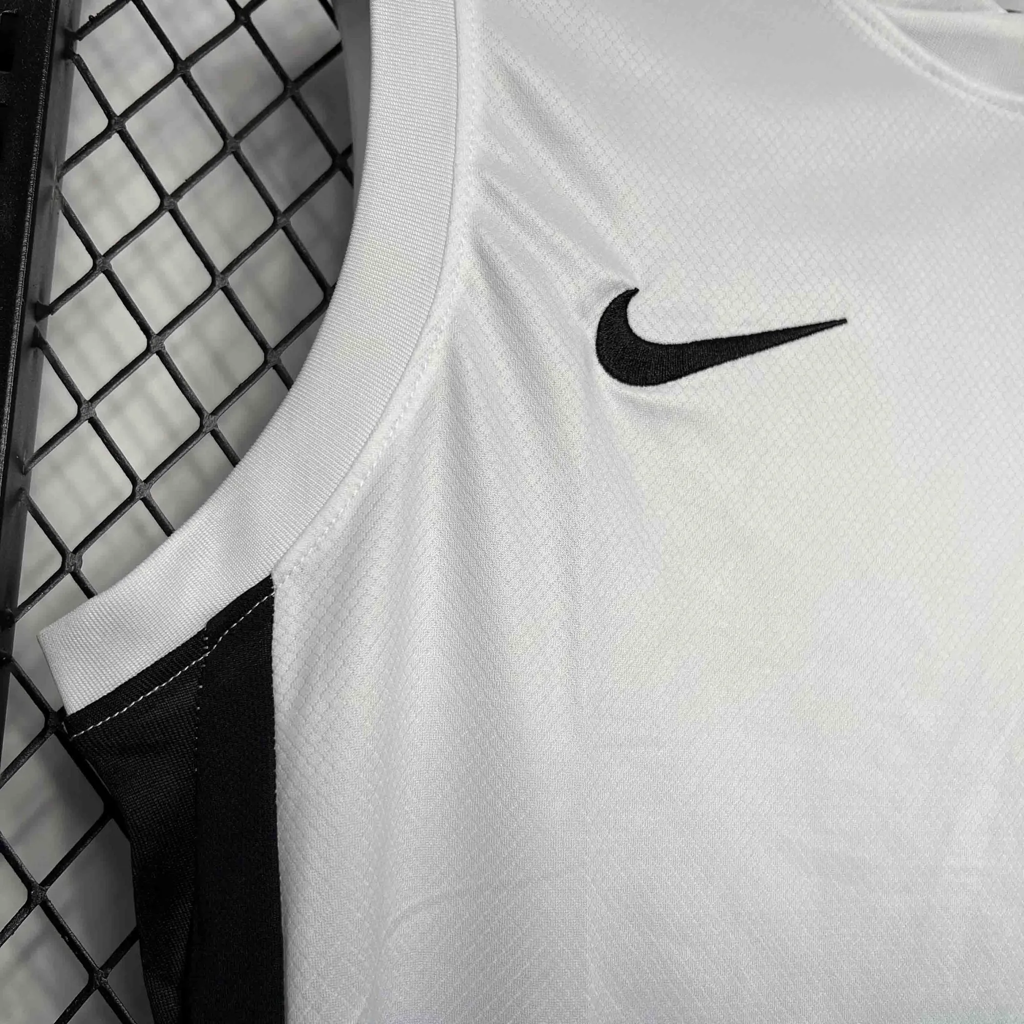 24-25 Corinthians Home Vest Kit Football Apparel AAAAJersey Wholesale Yupoo 4