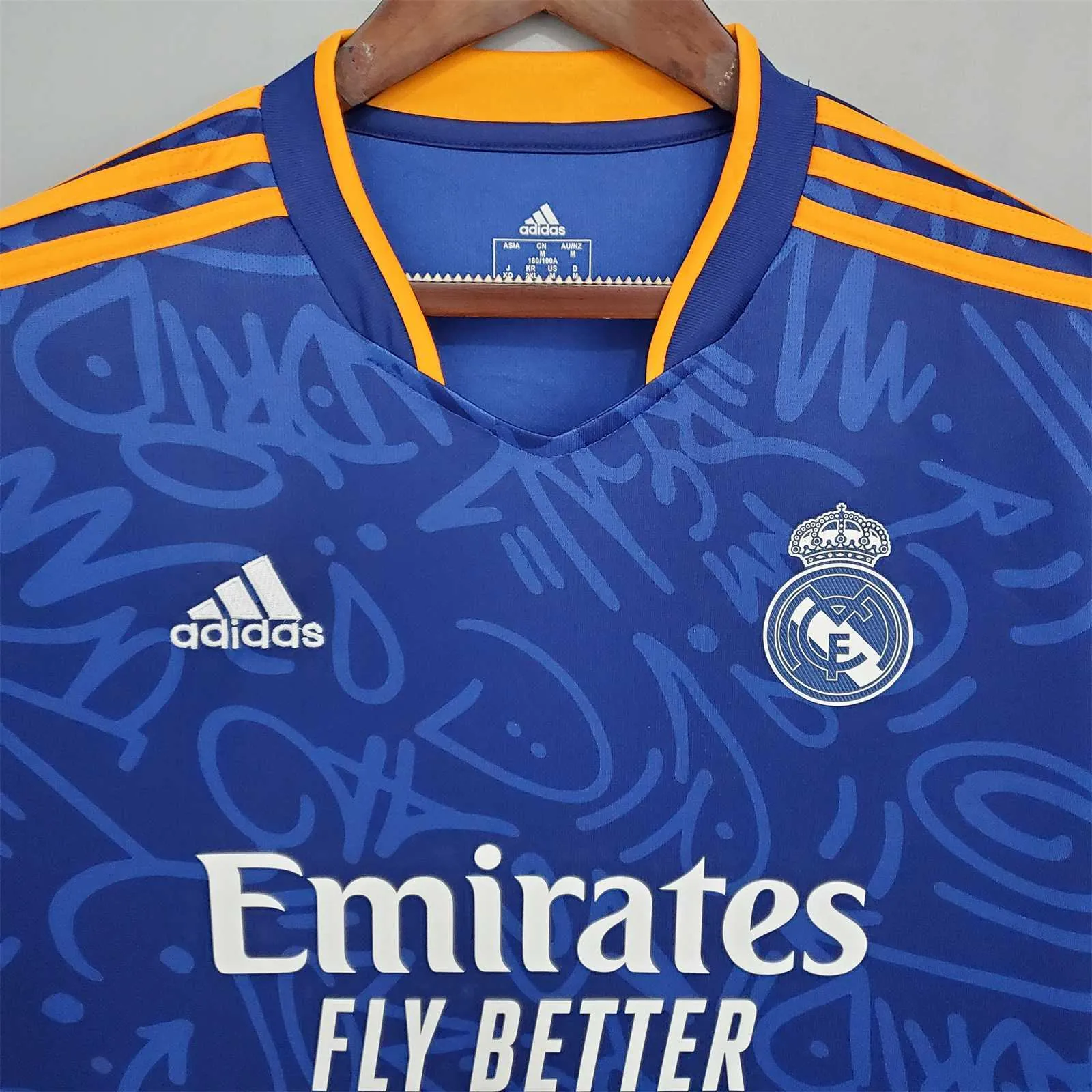 21-22 Real Madrid away 12