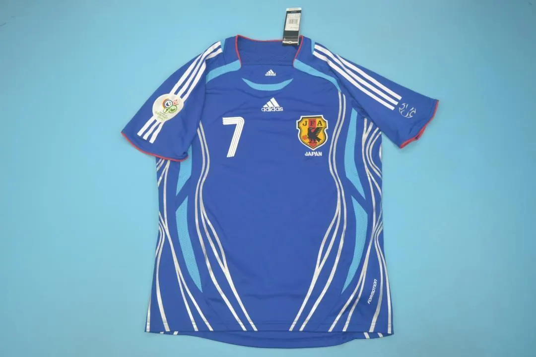 2006 Japan home blue 14