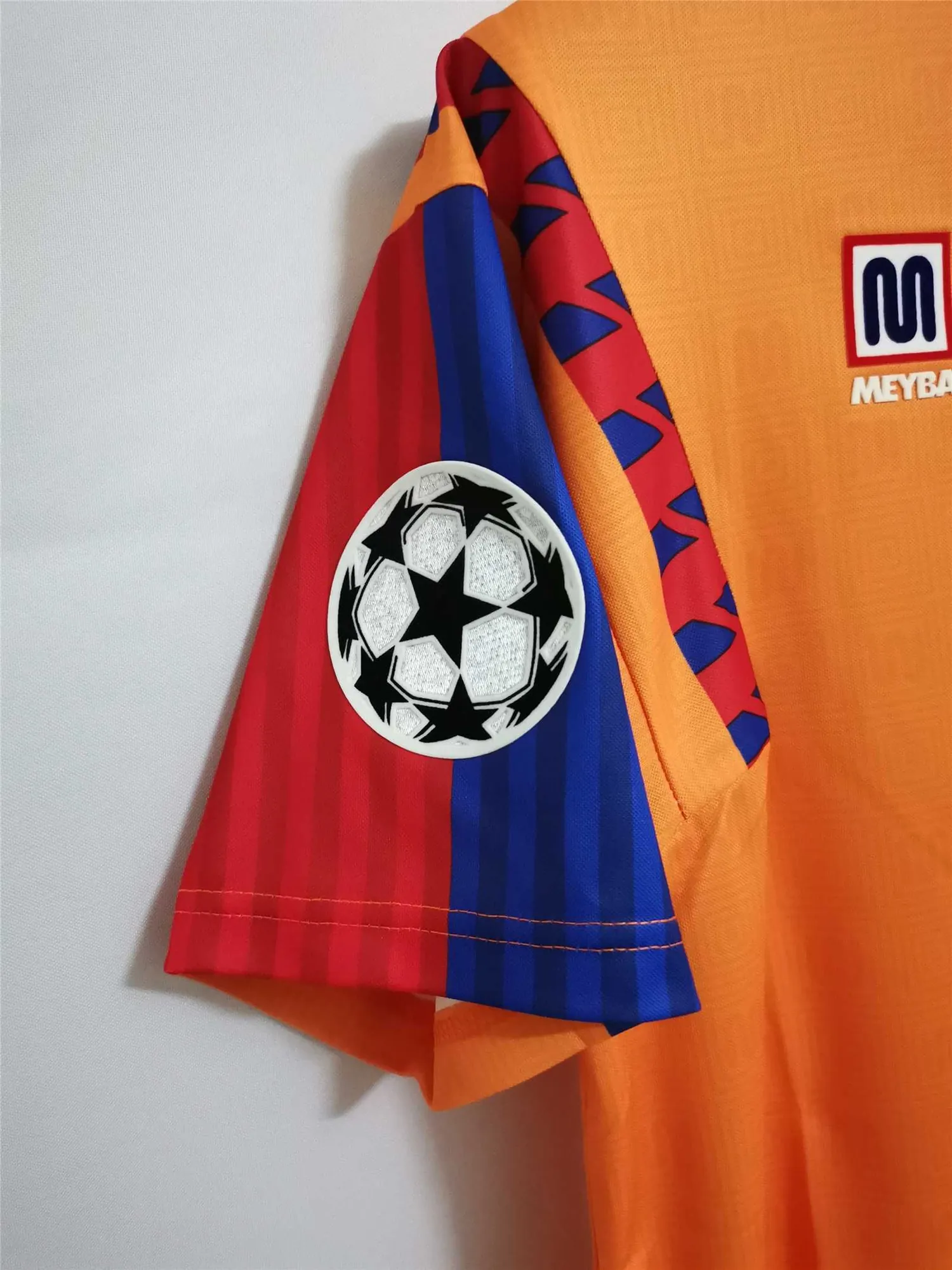 91-92 Barcelona away 9