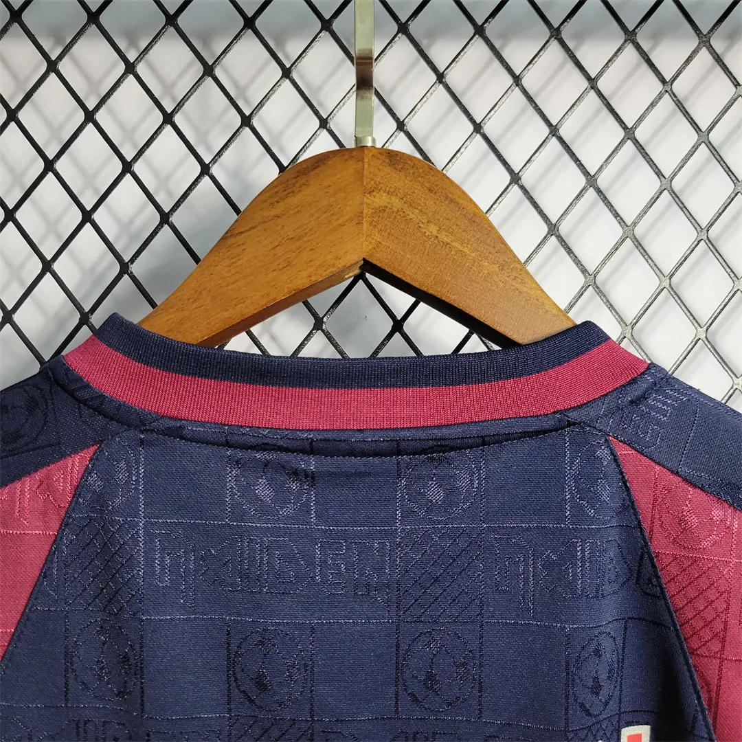 2010 West Ham Iron Maiden Home 4
