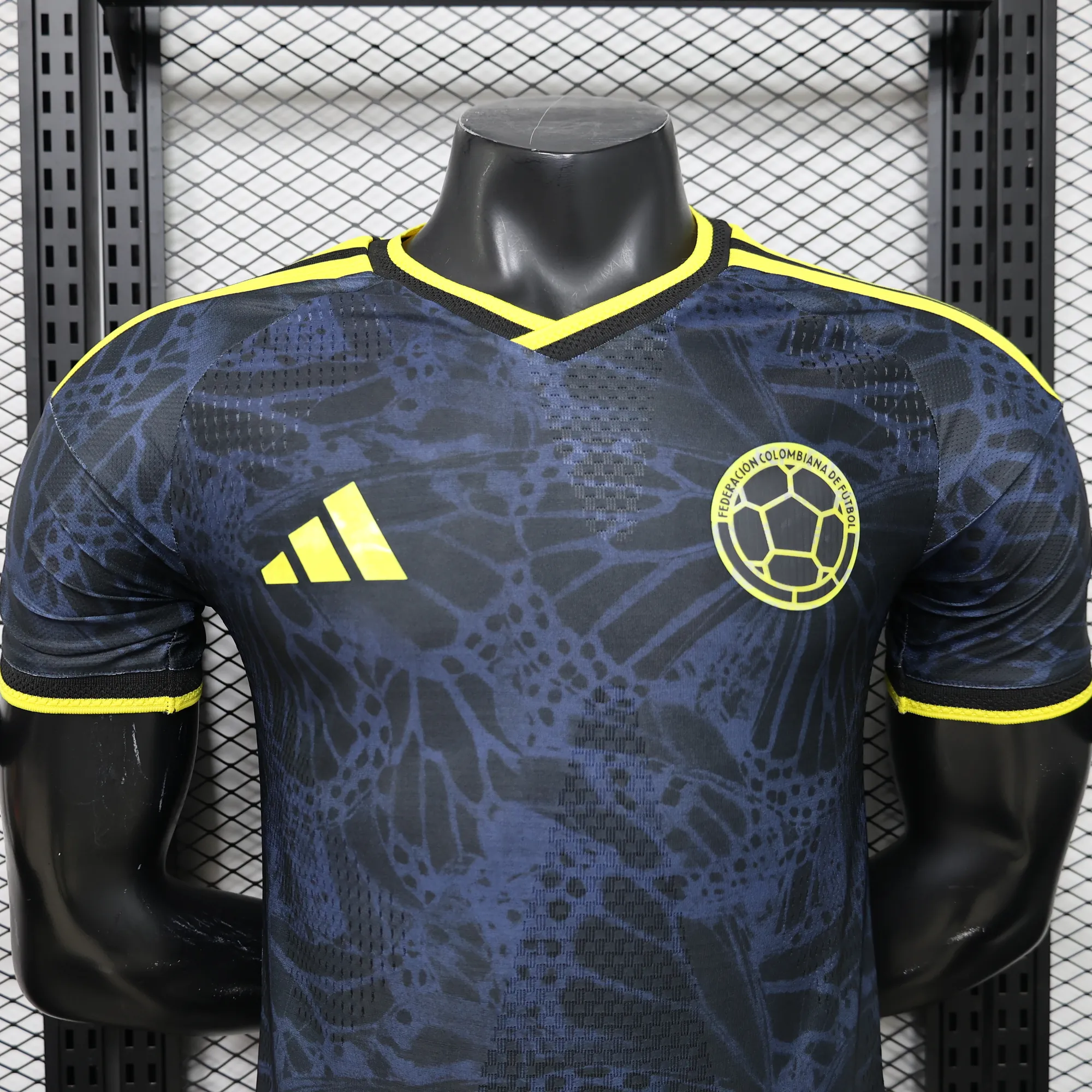 2026 Colombia Mens Special Edition Football T-Shirt AAAAJersey Wholesale Yupoo 9 6