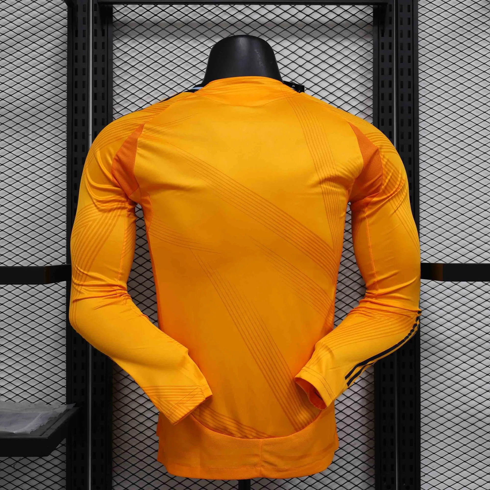 24-25 Real Madrid Away Long Sleeve Kit Player Version Shirt Sport AAAAJersey Yupoo 3