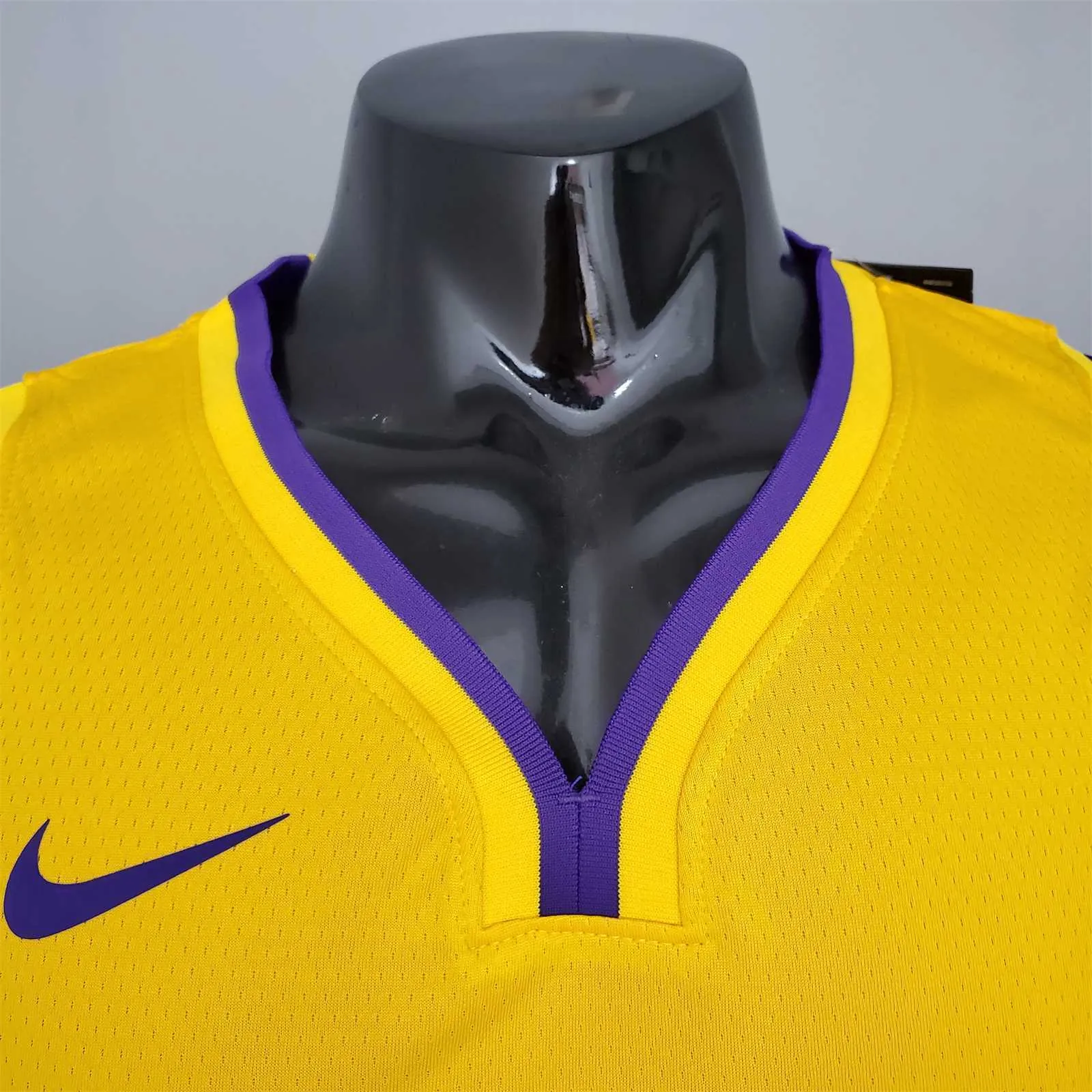 ANTHONY#7 Lakers V-neck City Edition yellow 1