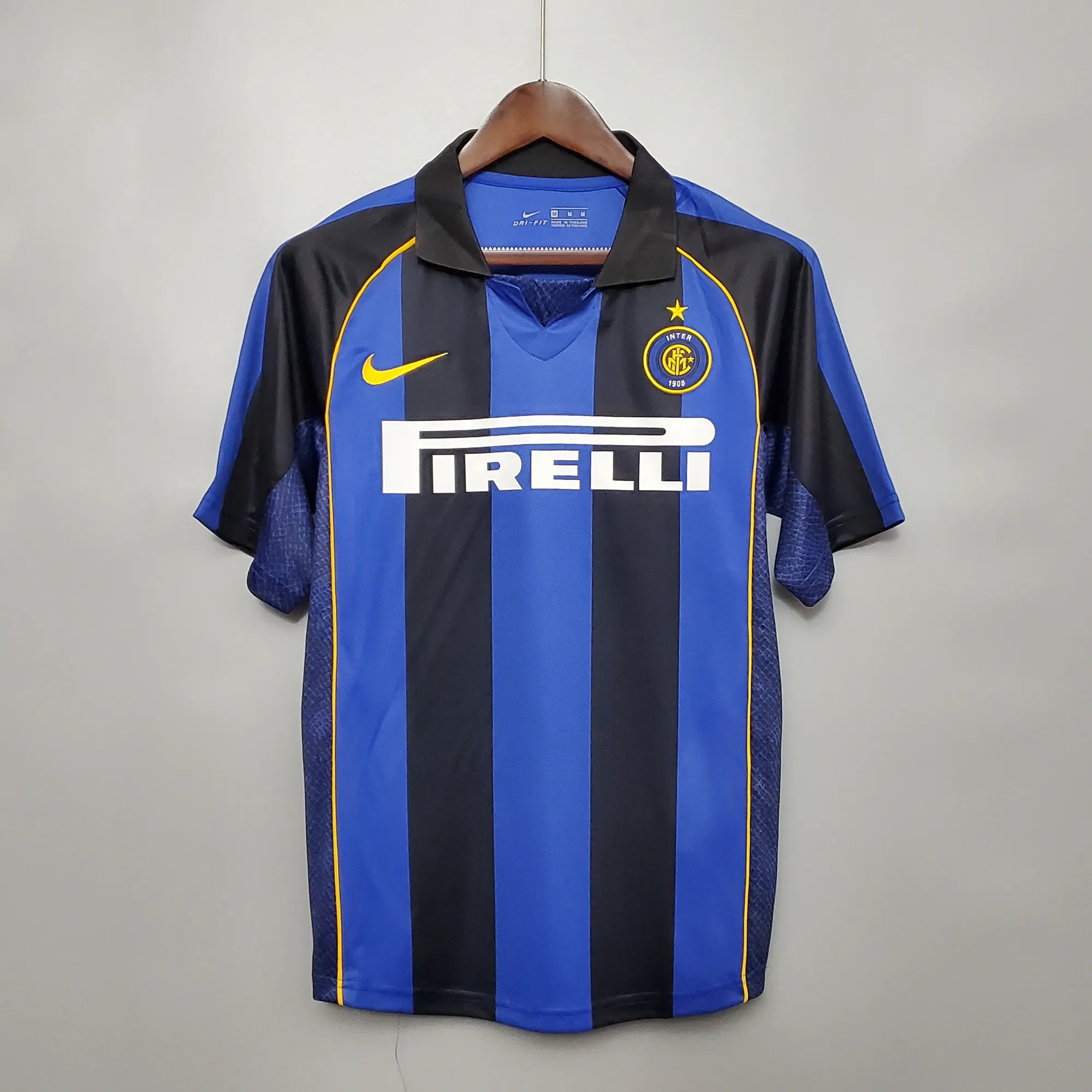 01-02 Inter Milan home 7