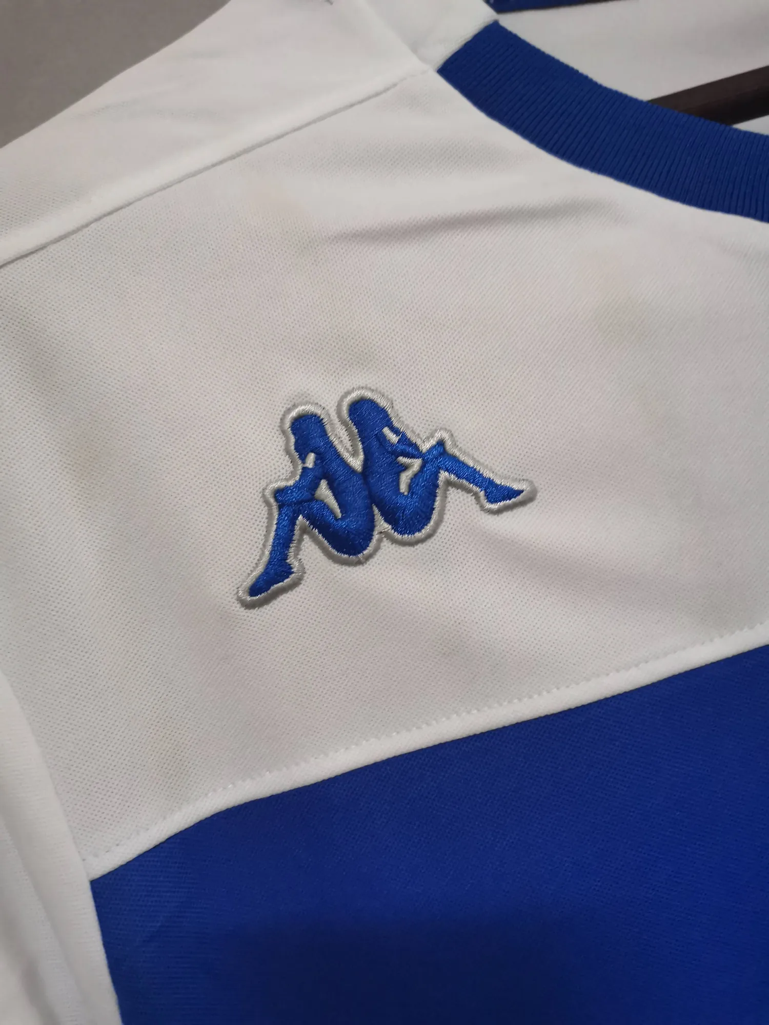 98-00 Italy away white 1