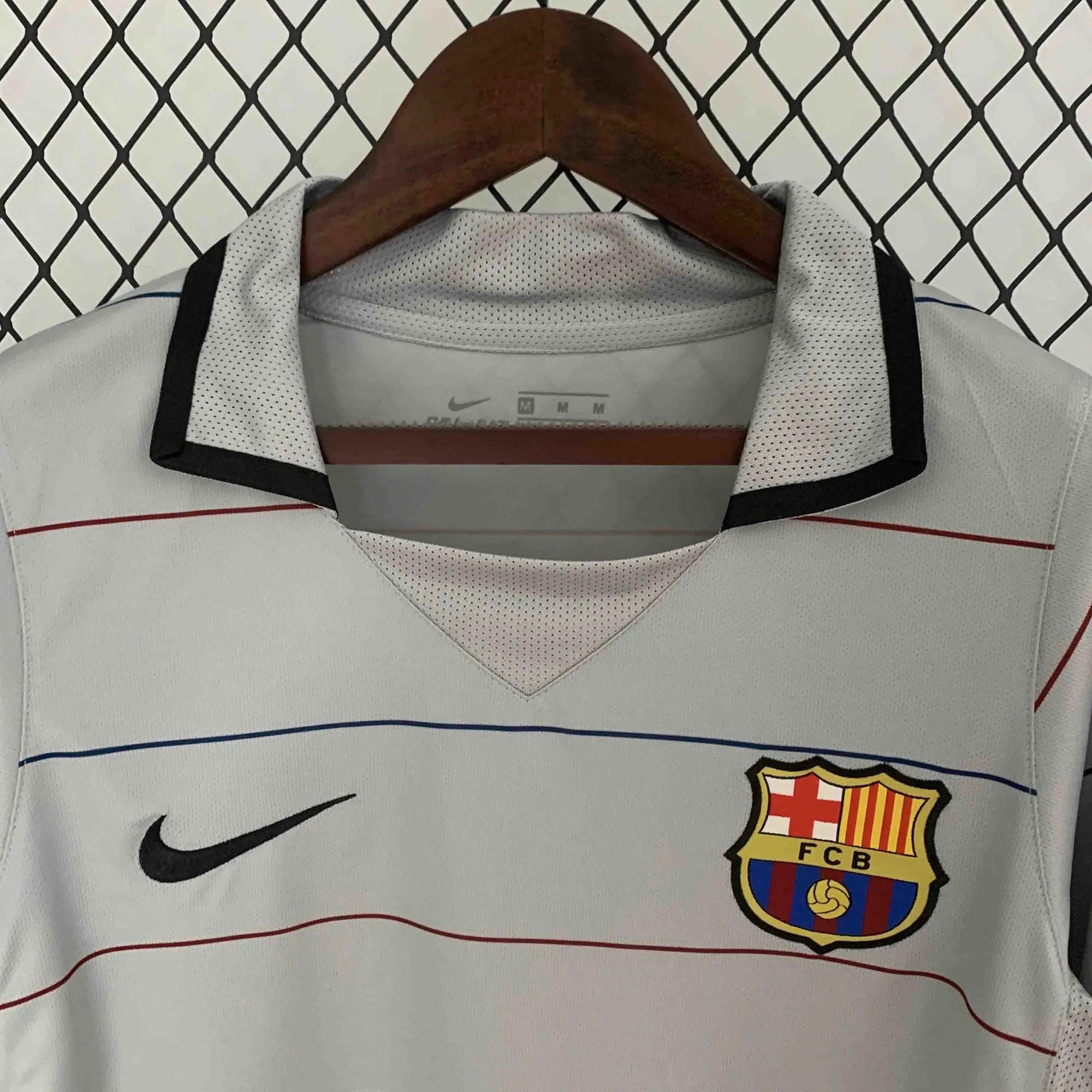 03-04 Retro Barcelona Away S-XXL 5