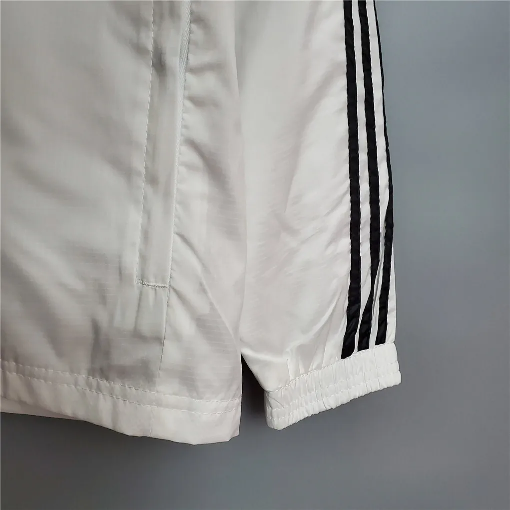 20-21 Manchester United whiteblack border windbreaker 7