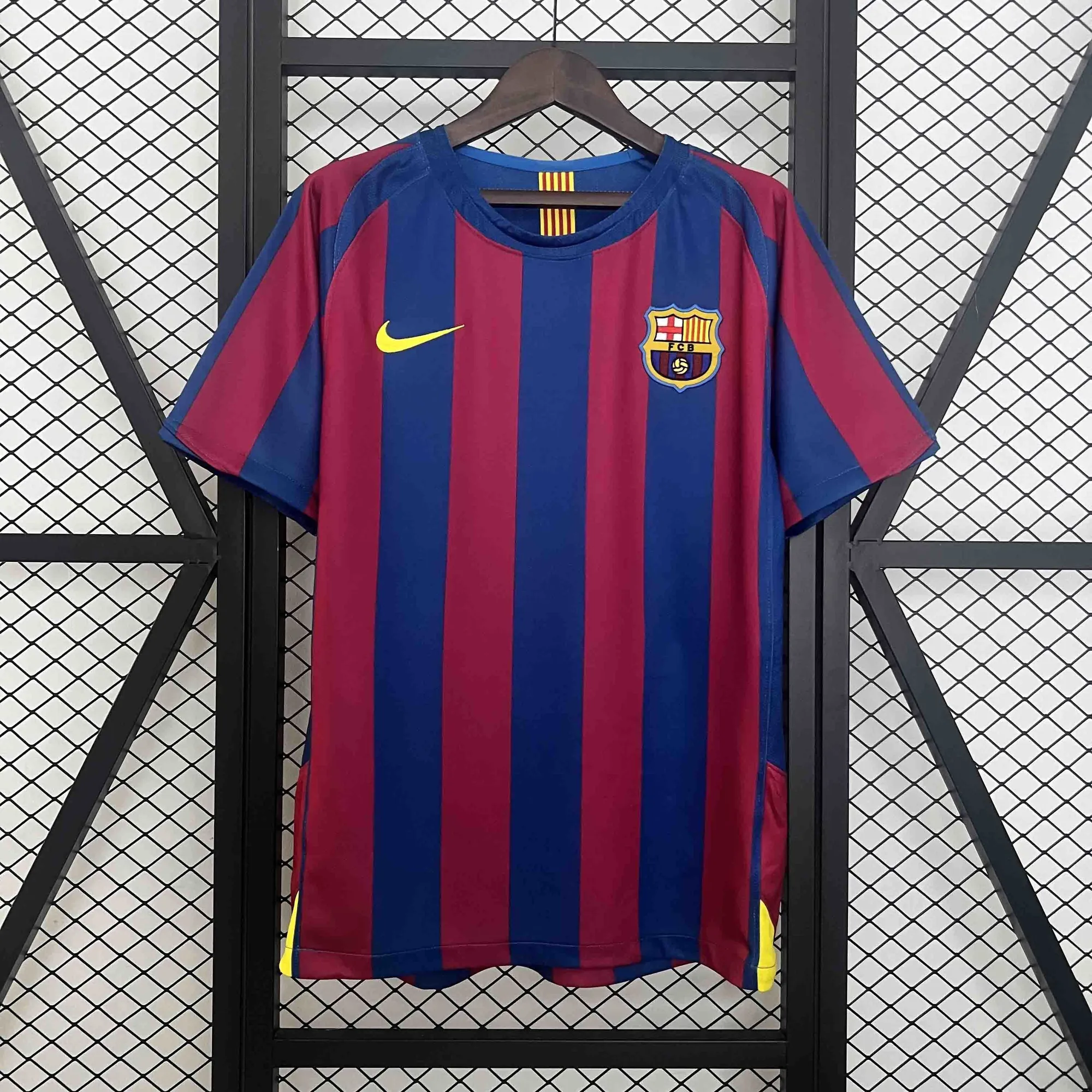 05-06 Barcelona Home Retro Kit Vintage Shirt Soccer AAAAJersey Yupoo 7