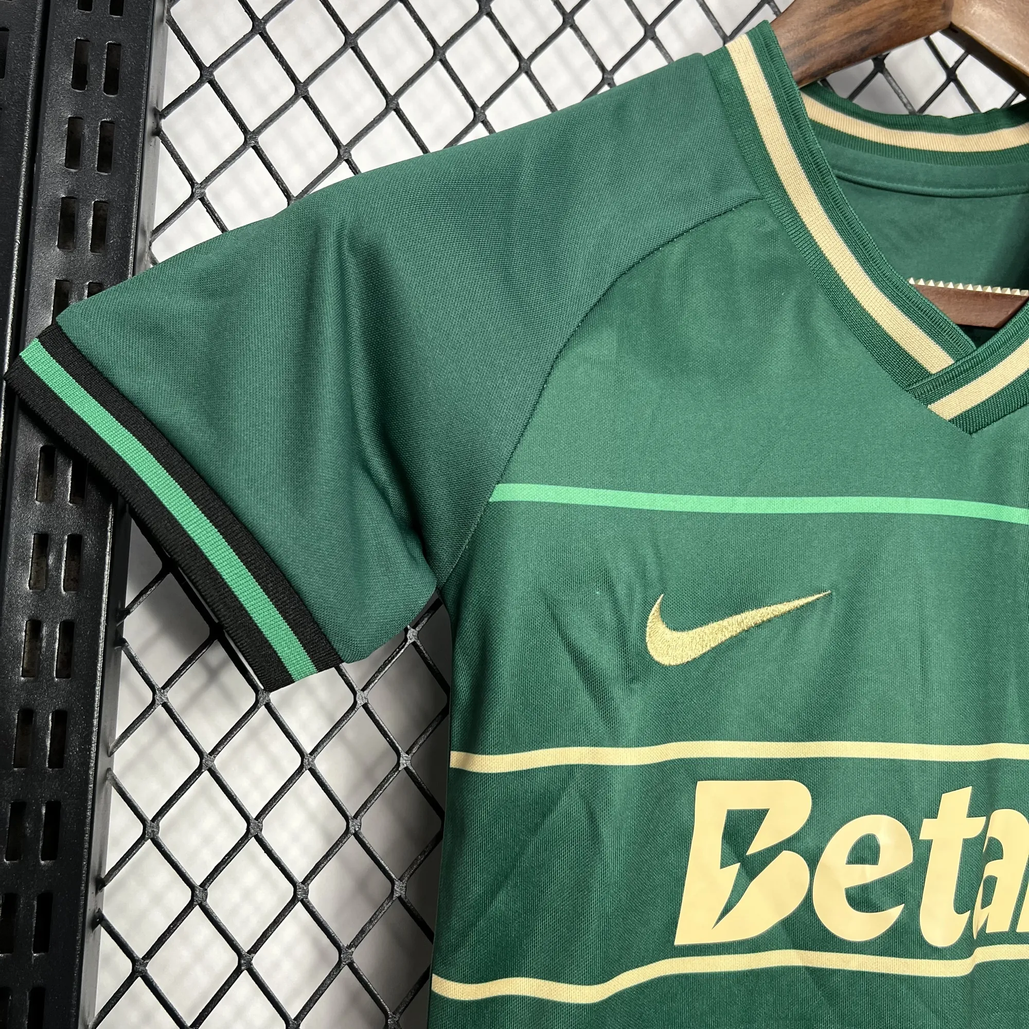 24-25 Sporting CP Away Kid Kits Youth Apparels AAAAJersey Wholesale Yupoo 3
