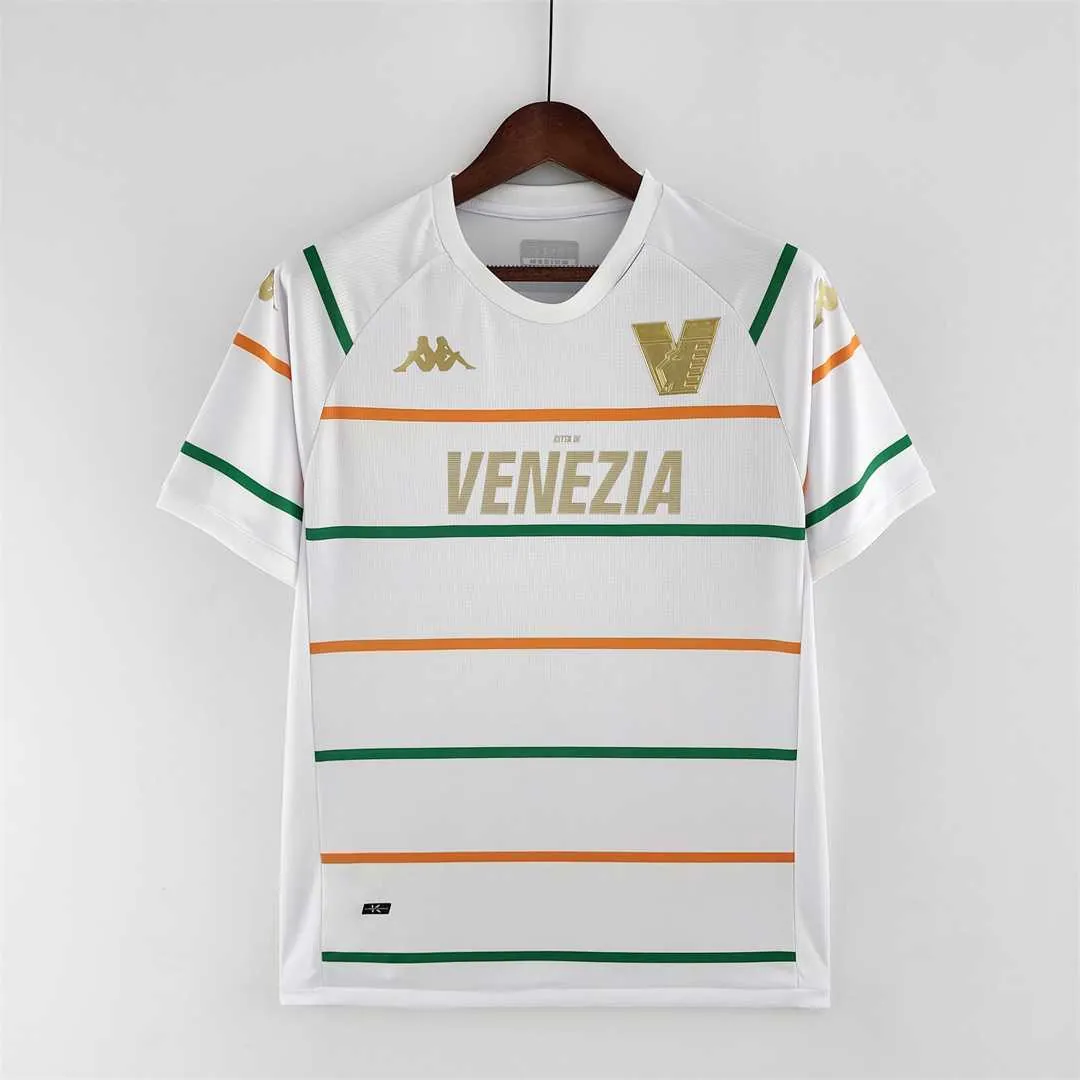 22-23 Venezia away 10