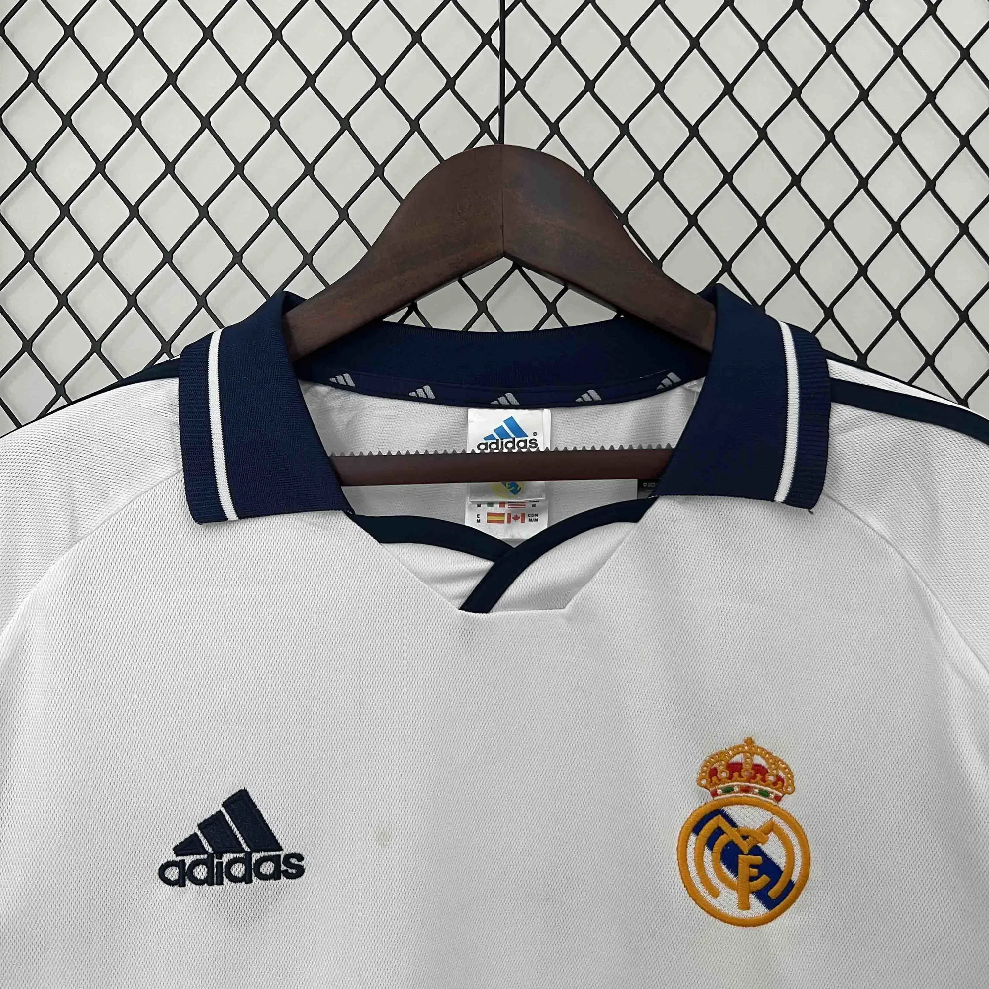 00-01 Real Madrid Home Retro Kit Long Sleeve Vintage Shirt Football AAAAJersey Supplier 1