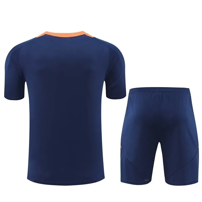 24-25 Manchester United Training Soccer Jerseys Football Shirts 2