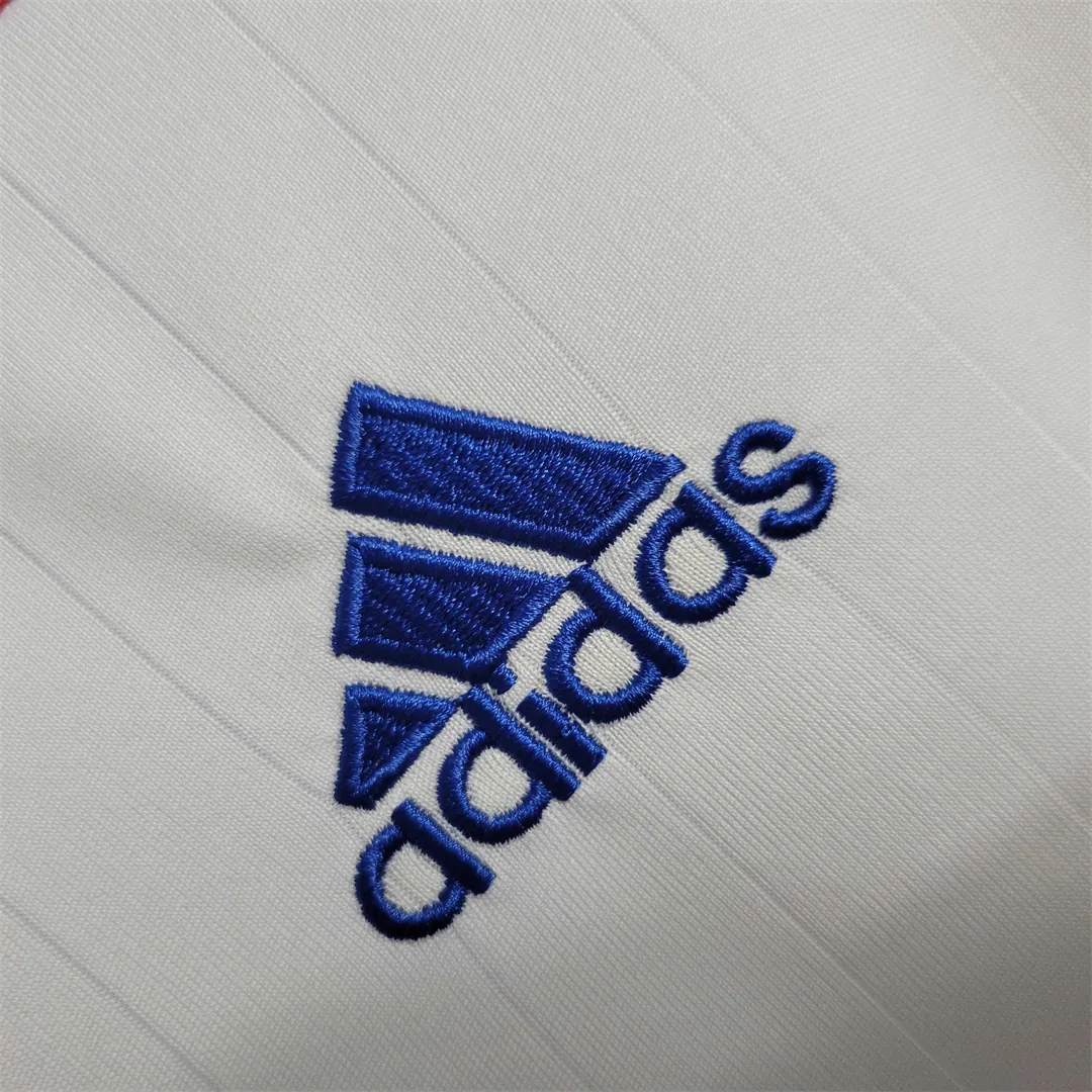 2006 France away white 4