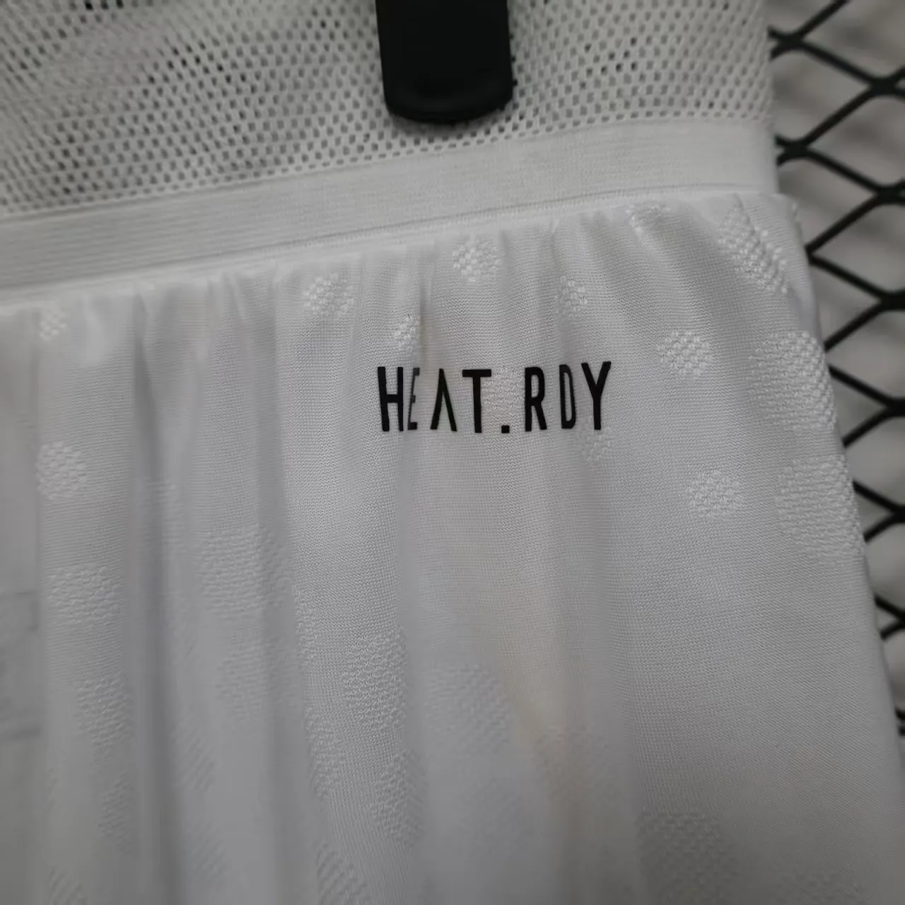 25-26 Real Madrid Home Player Version White Shorts AAAAJersey Wholesale Yupoo 2