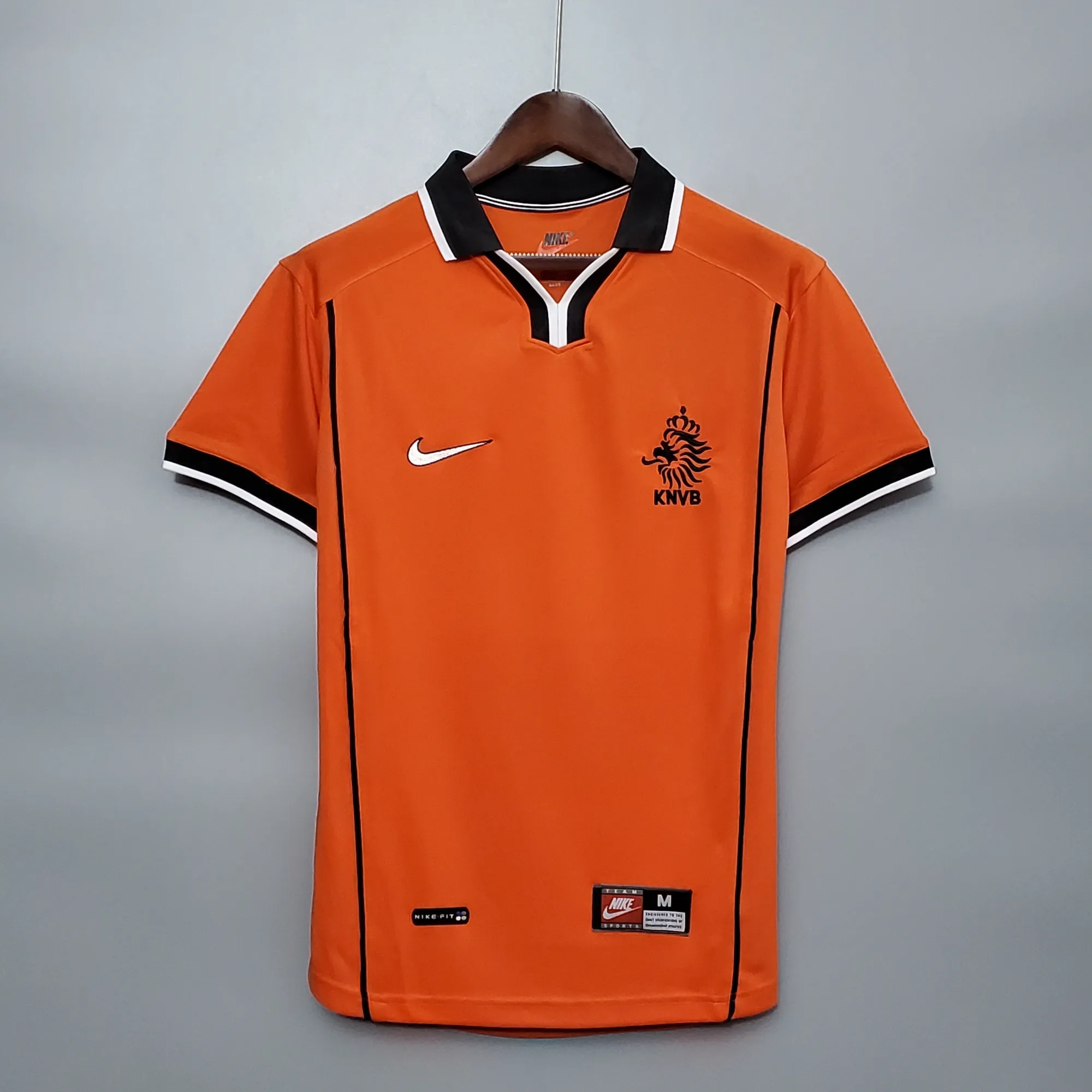 1998 Netherlands home 4