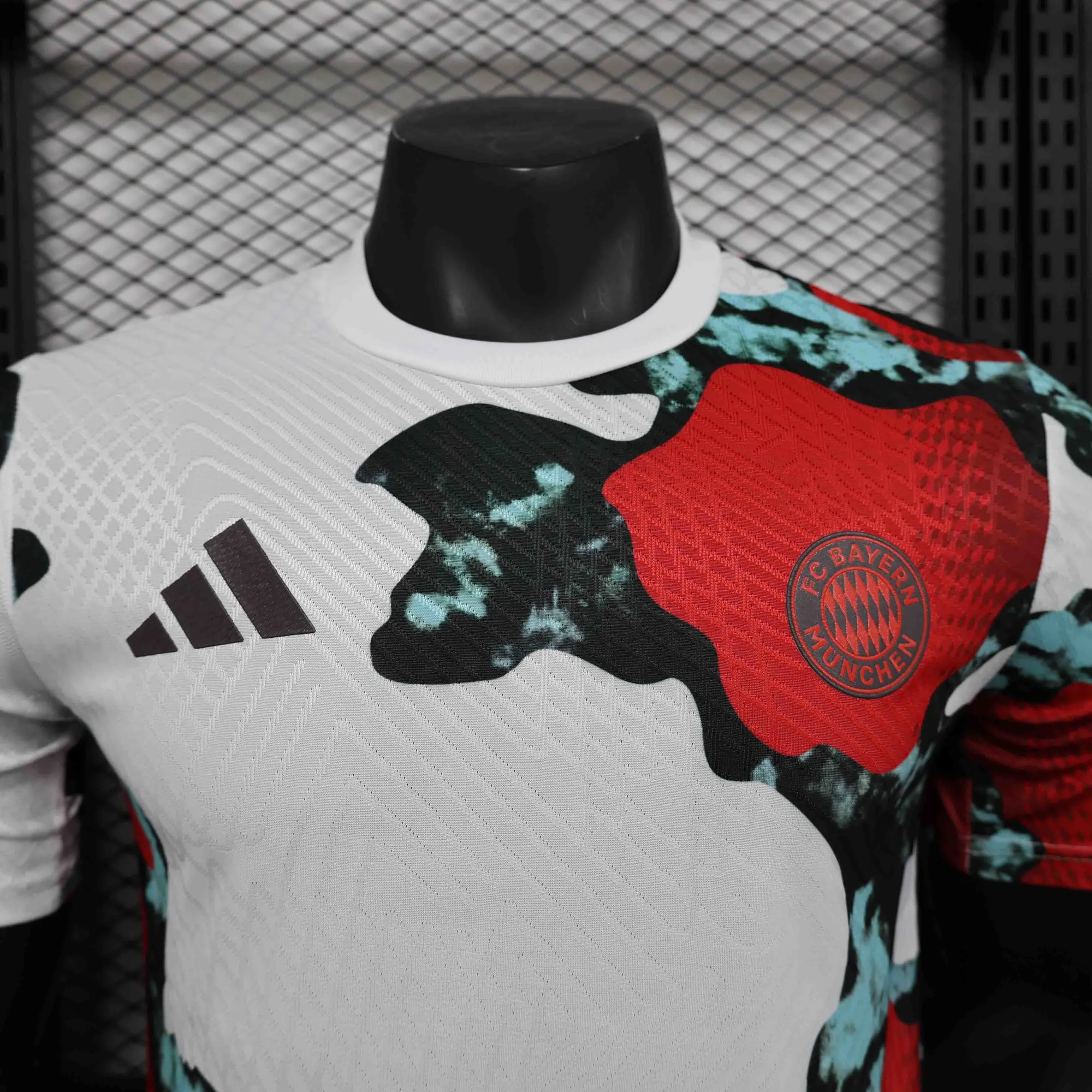 24-25 Bayern Munich Pre-Match Kit Player Version Shirt AAAAJersey Supplier Yupoo 2