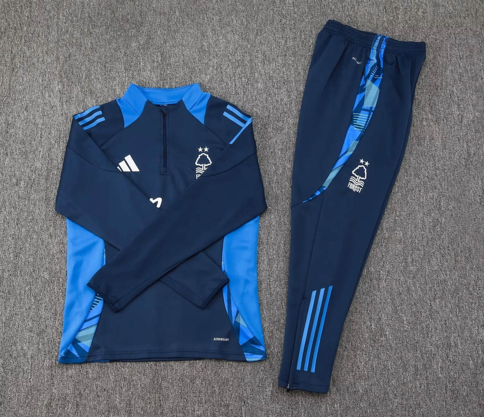 24-25 Nottingham Forest Long Sleeve Training Suit Football Shirts 1