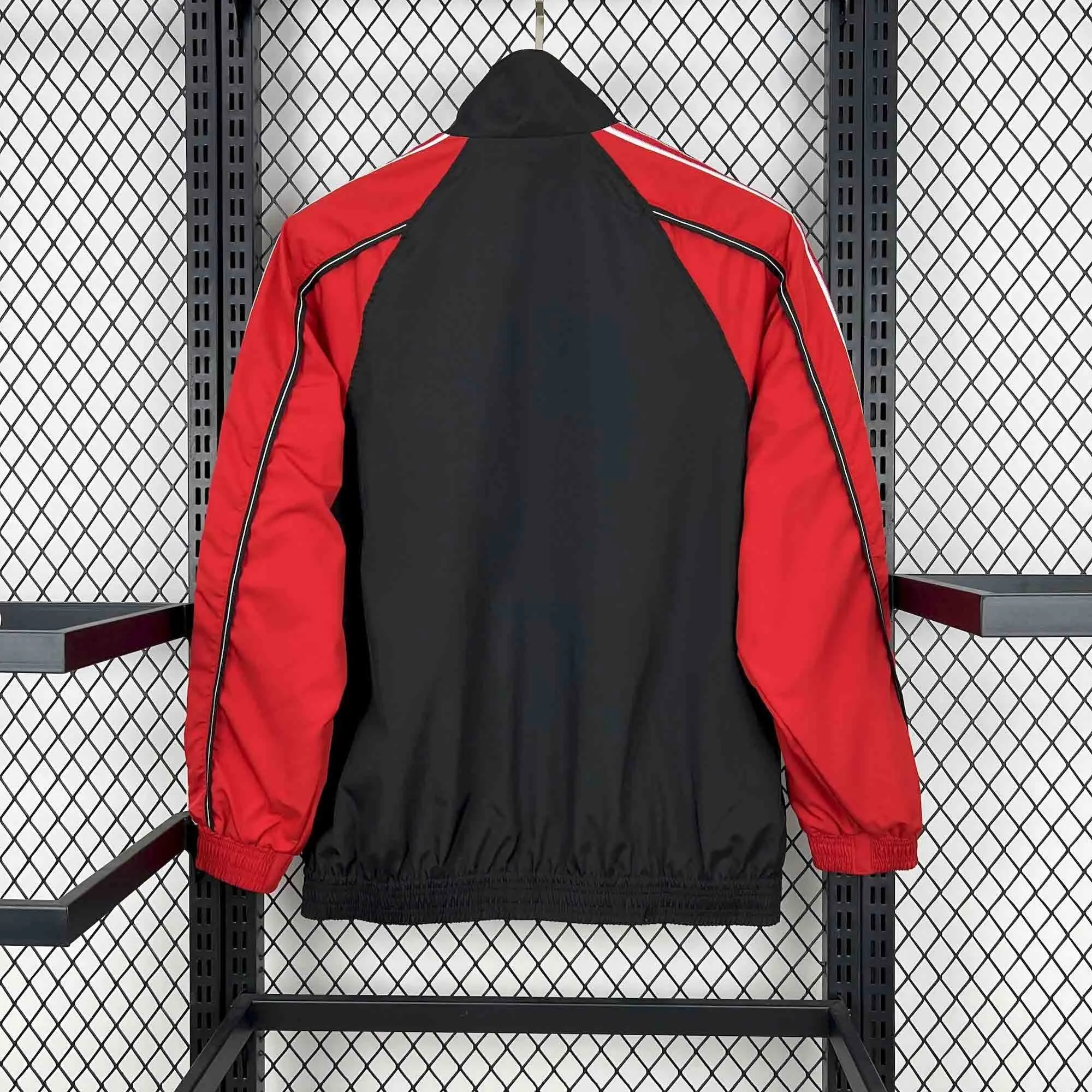24-25 Manchester United Black&Redl Windbreaker Jacket AAAAJersey Supplier Yupoo 1