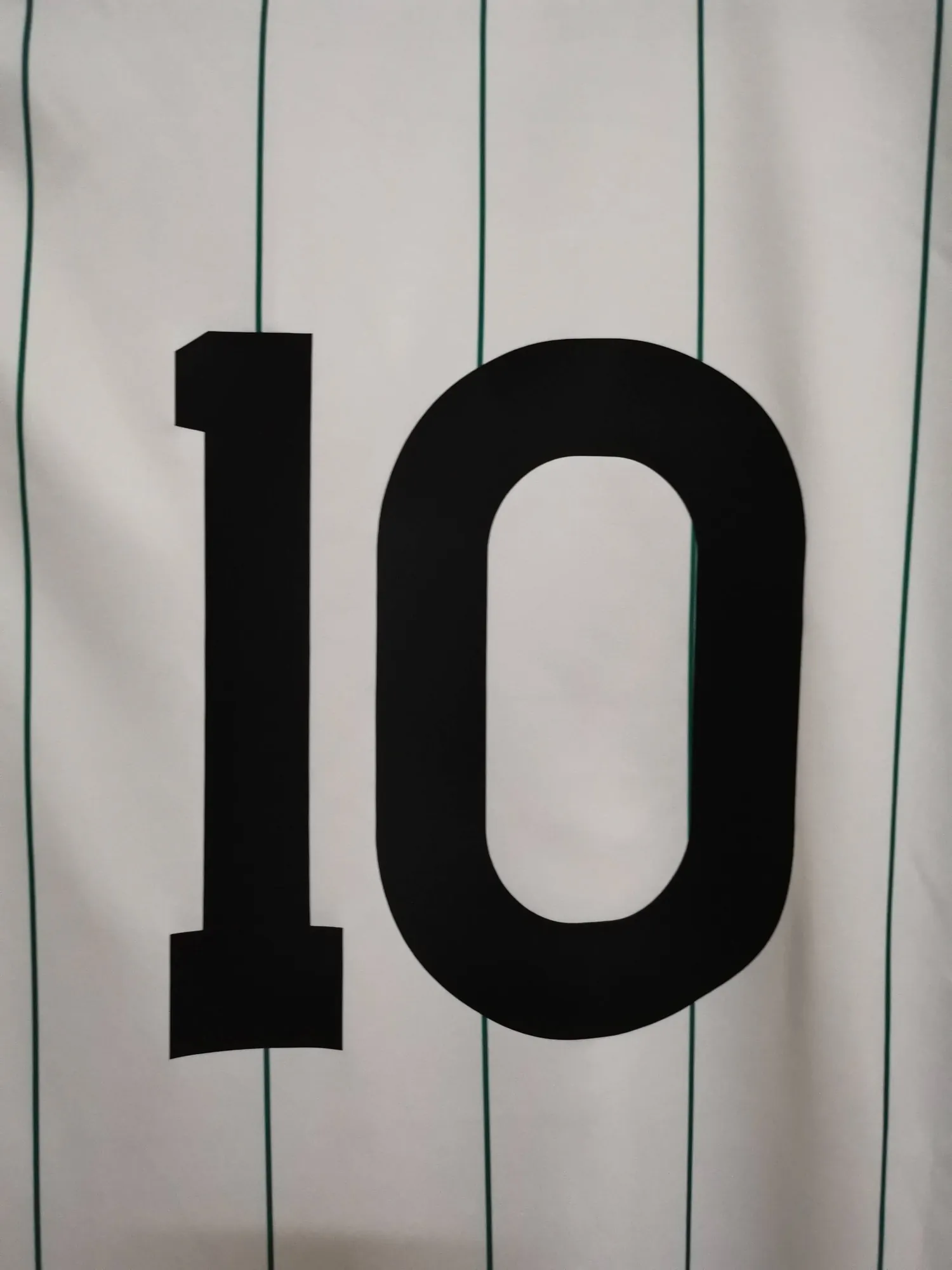 84-86 Celtic away1684417126000 1