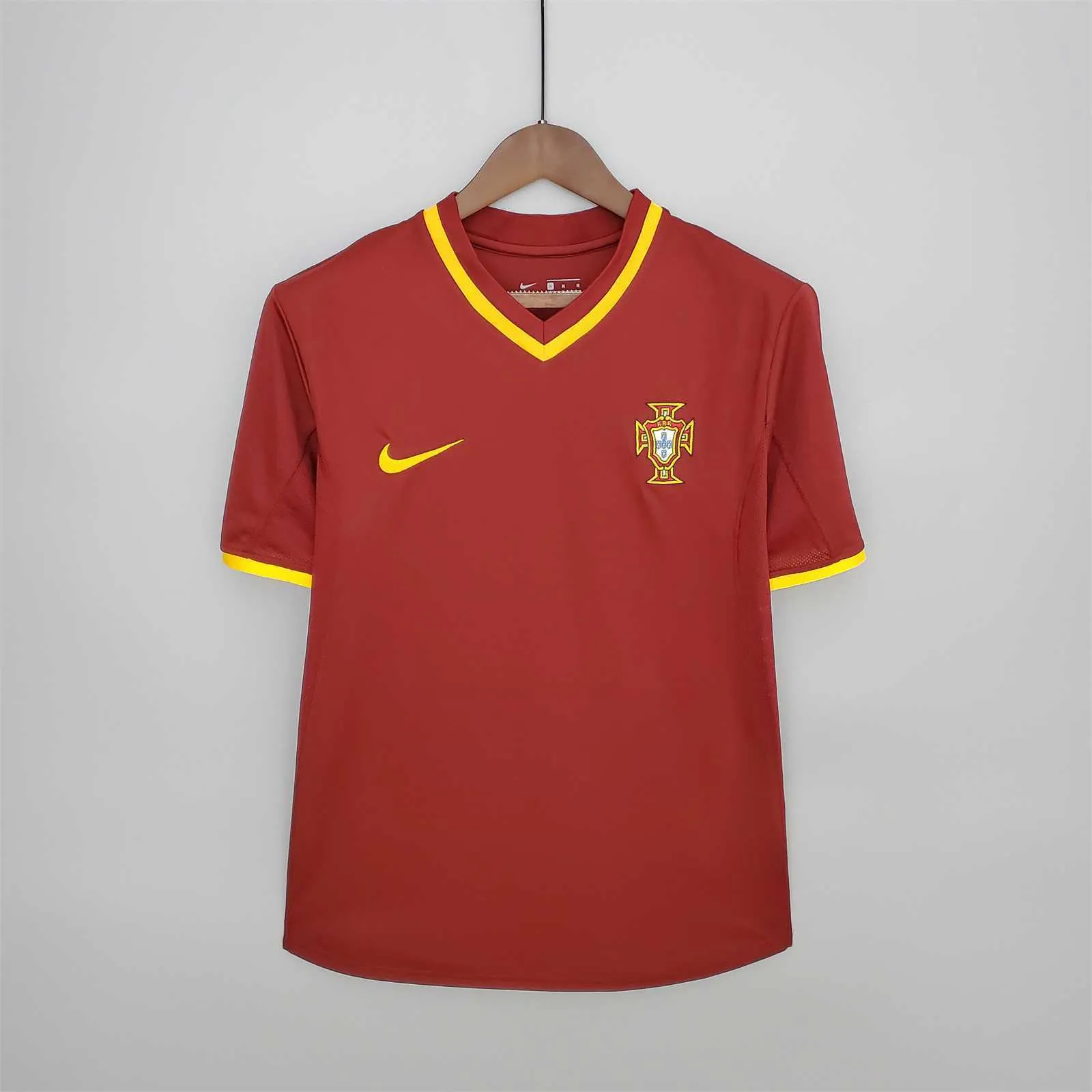 2000 Portugal home 6